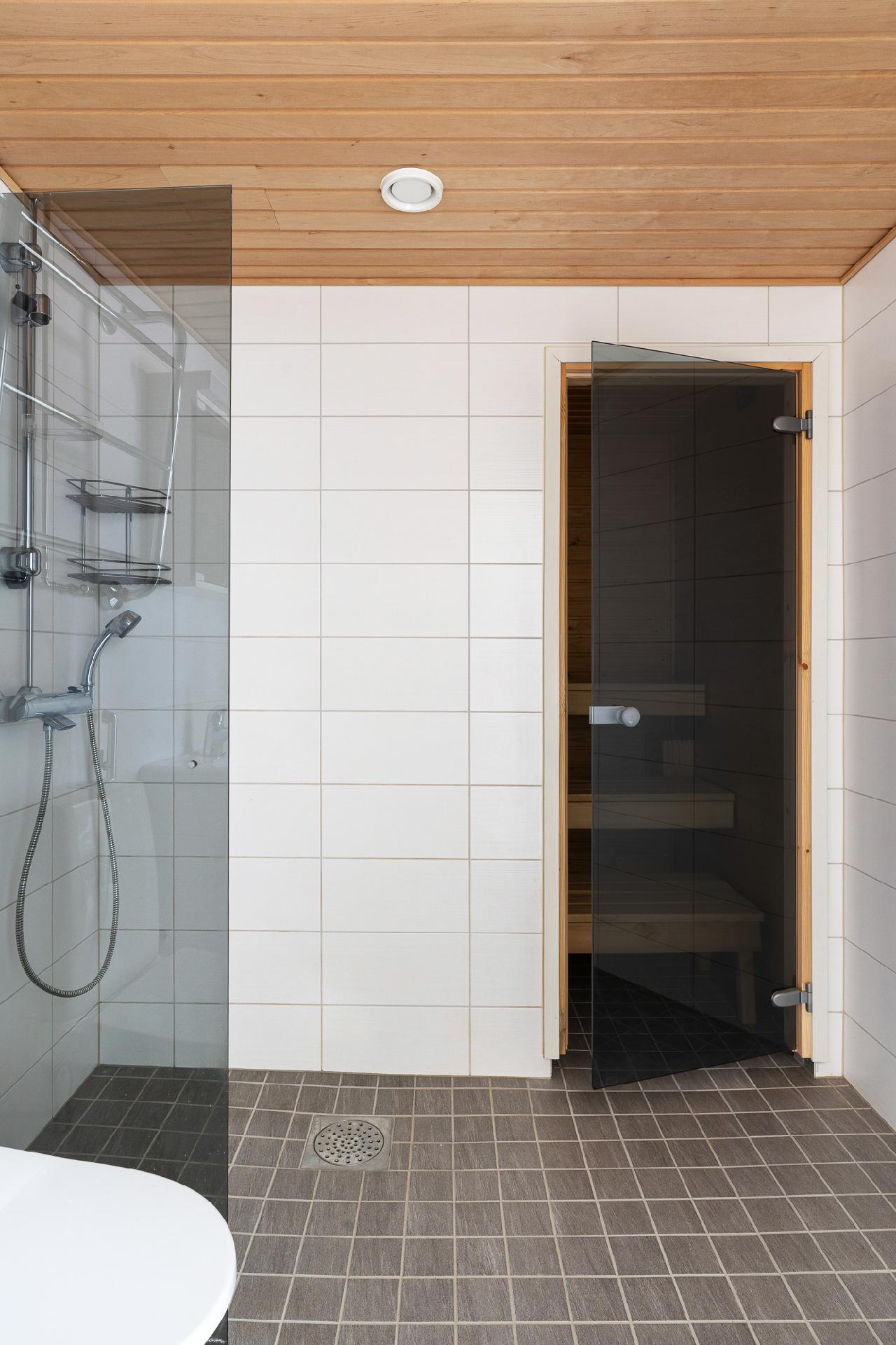 Kiulukkapolku 4, Pähkinärinne, Vantaa