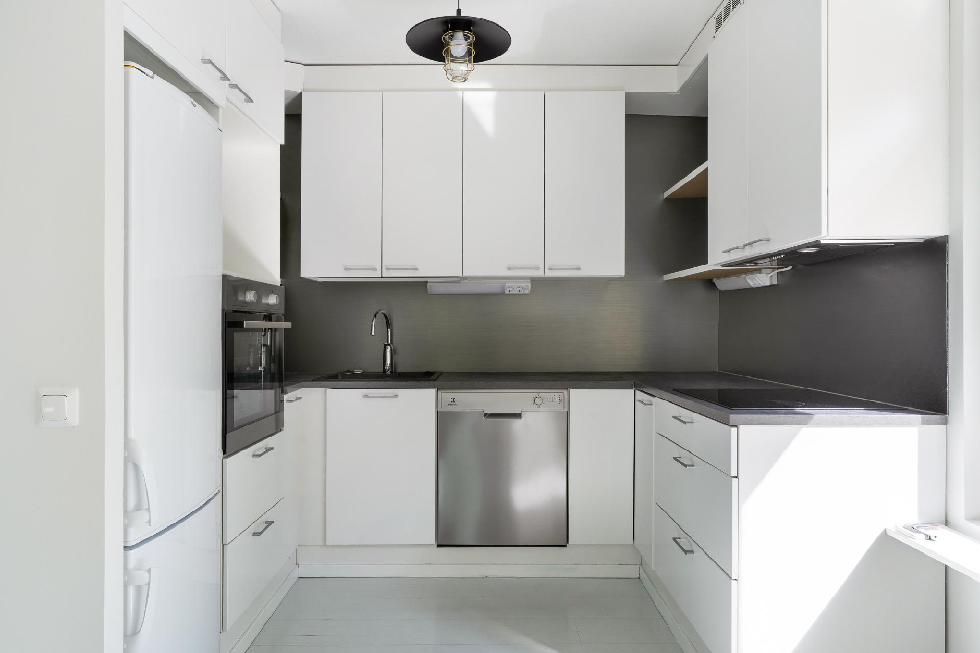 Keittiö remontoitu 2019