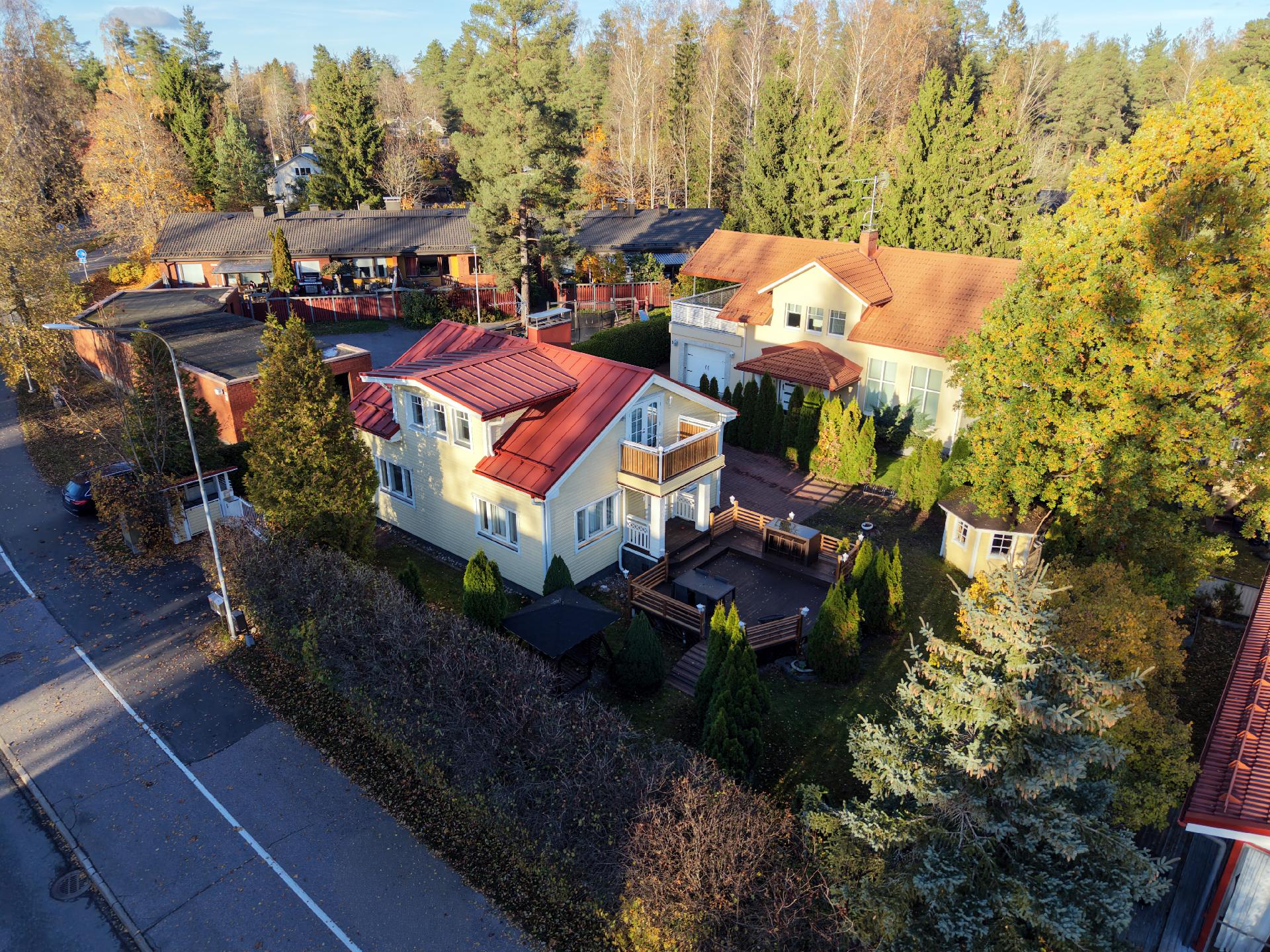 Ilmakuvaa kiinteistöstä.