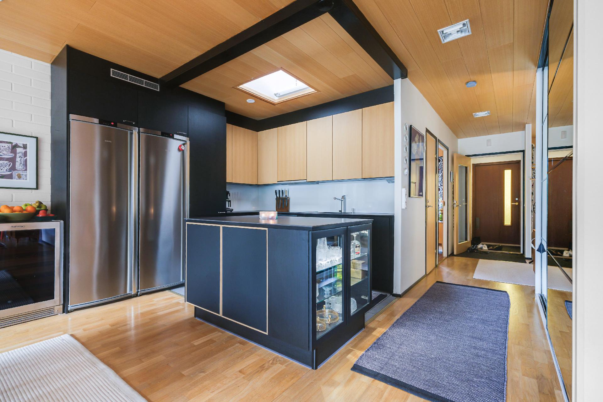 Lauri Mikonpojan tie 19, Laajasalo, Helsinki