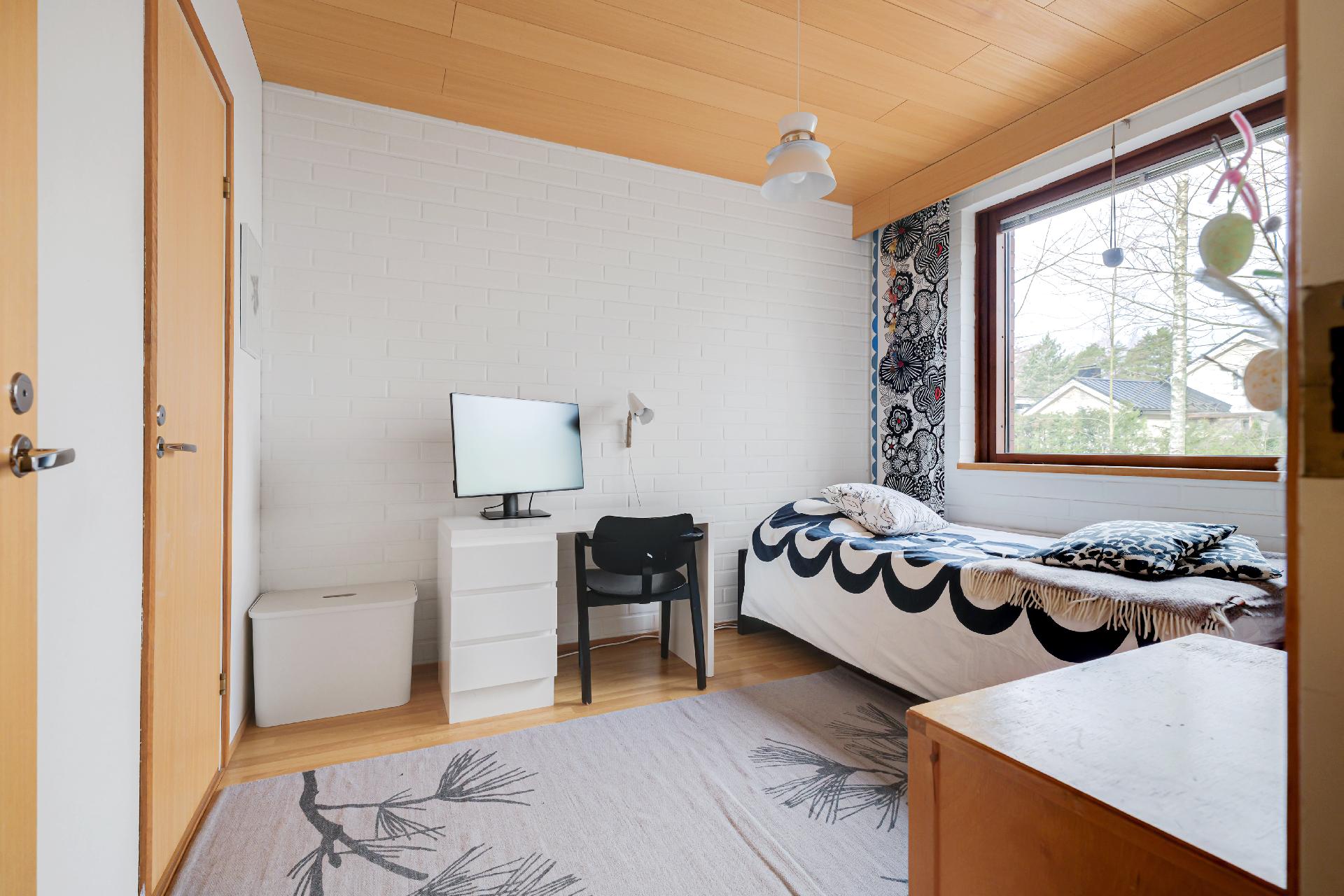 Lauri Mikonpojan tie 19, Laajasalo, Helsinki