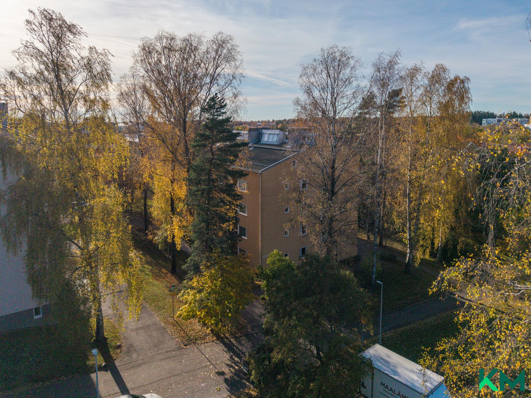 Taivaanvuohentie 12, Lauttasaari, Helsinki