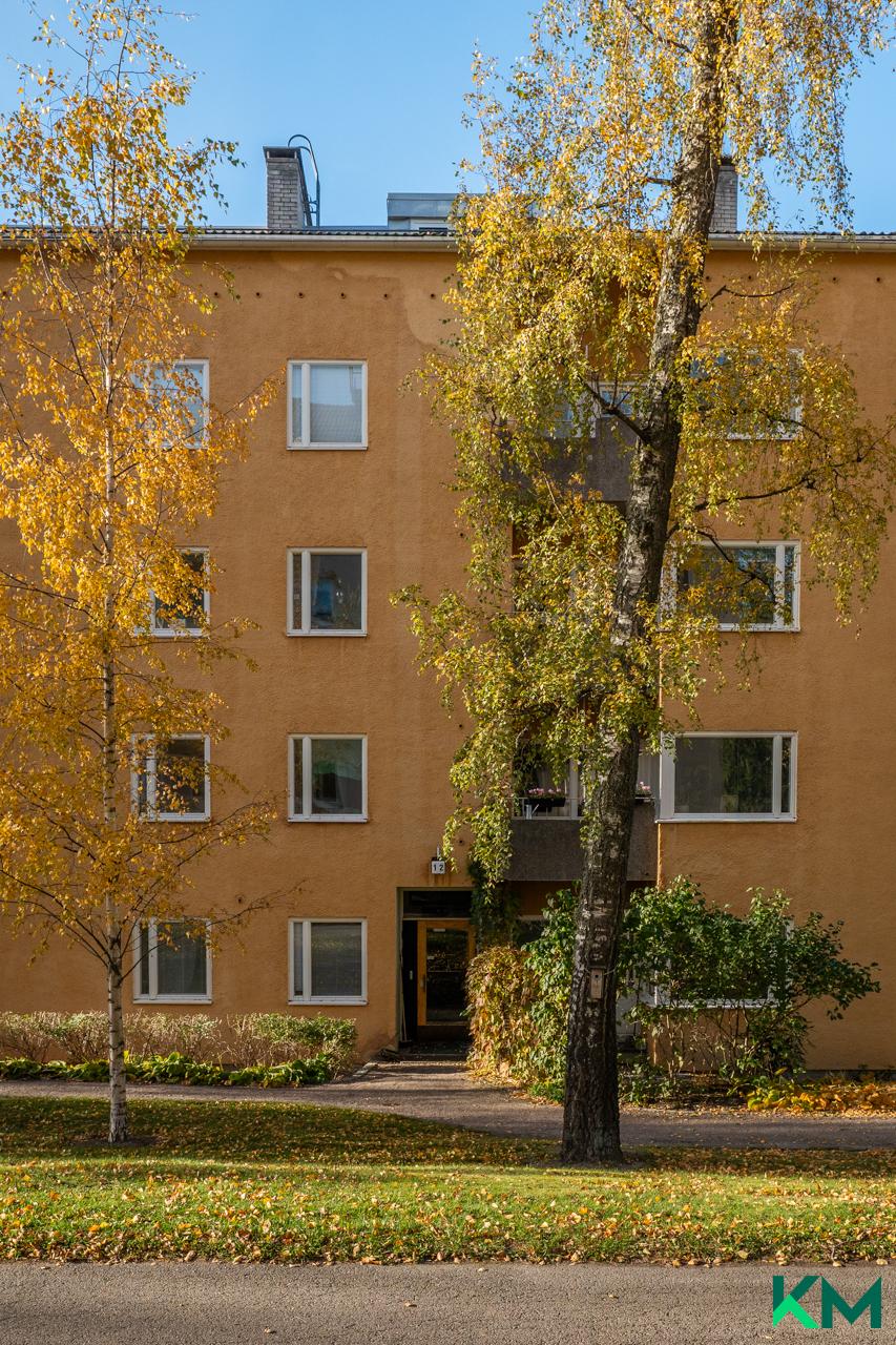 Taivaanvuohentie 12, Lauttasaari, Helsinki