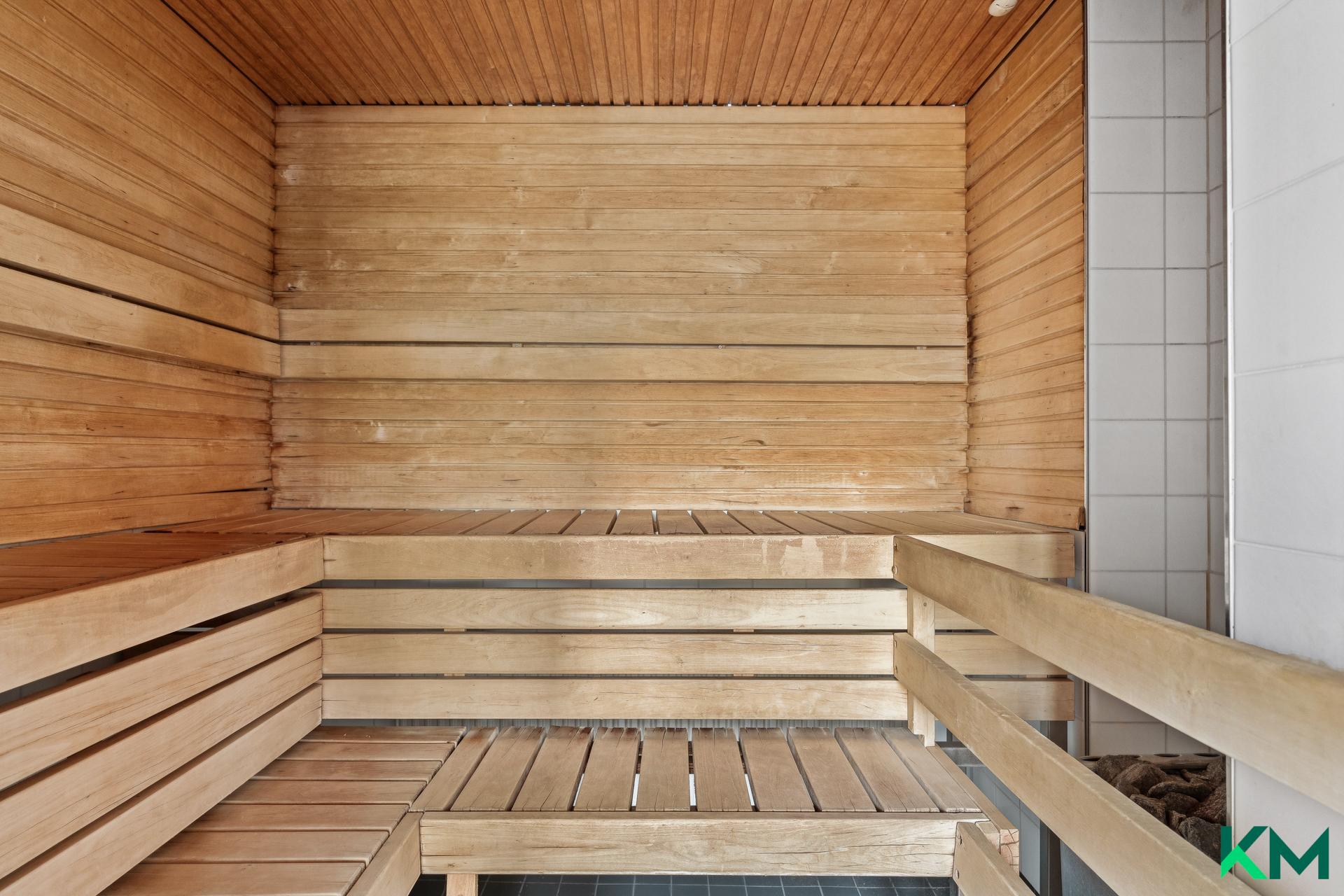 Taivaanvuohentie 12, Lauttasaari, Helsinki