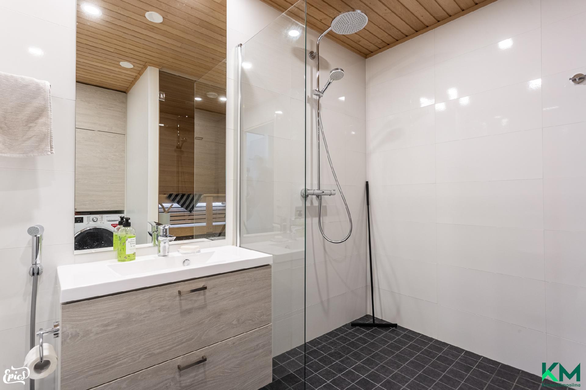 Puusepäntie 2, Moisio, Lempäälä