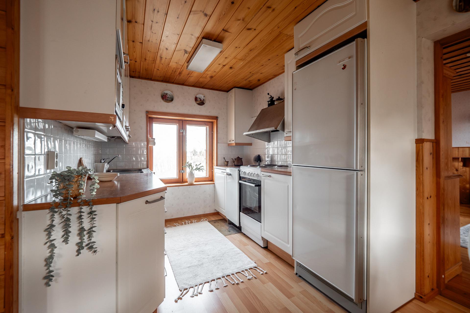 Alakatu 10, Hamina, Ii