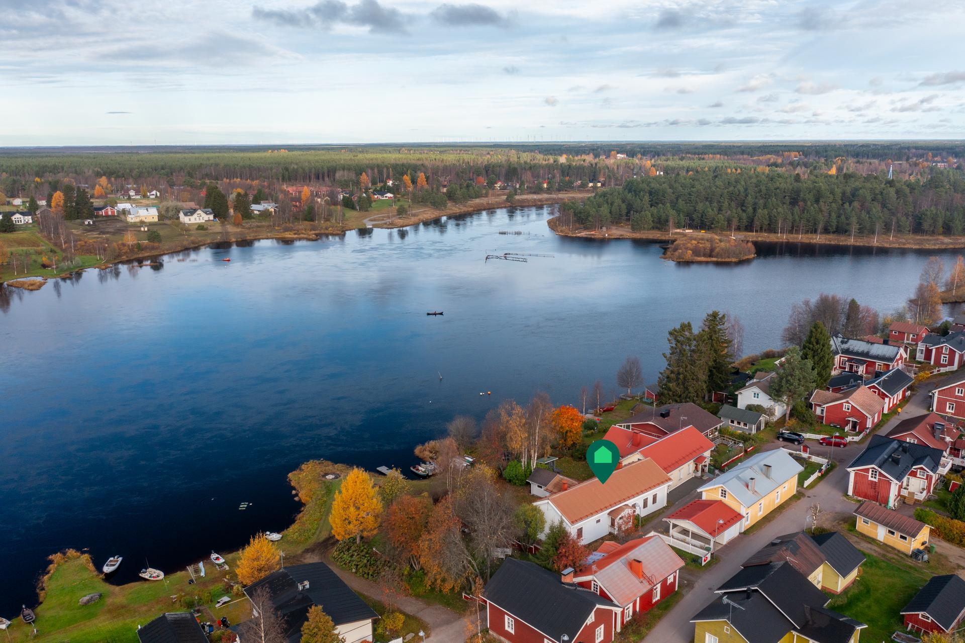 Alakatu 10, Hamina, Ii