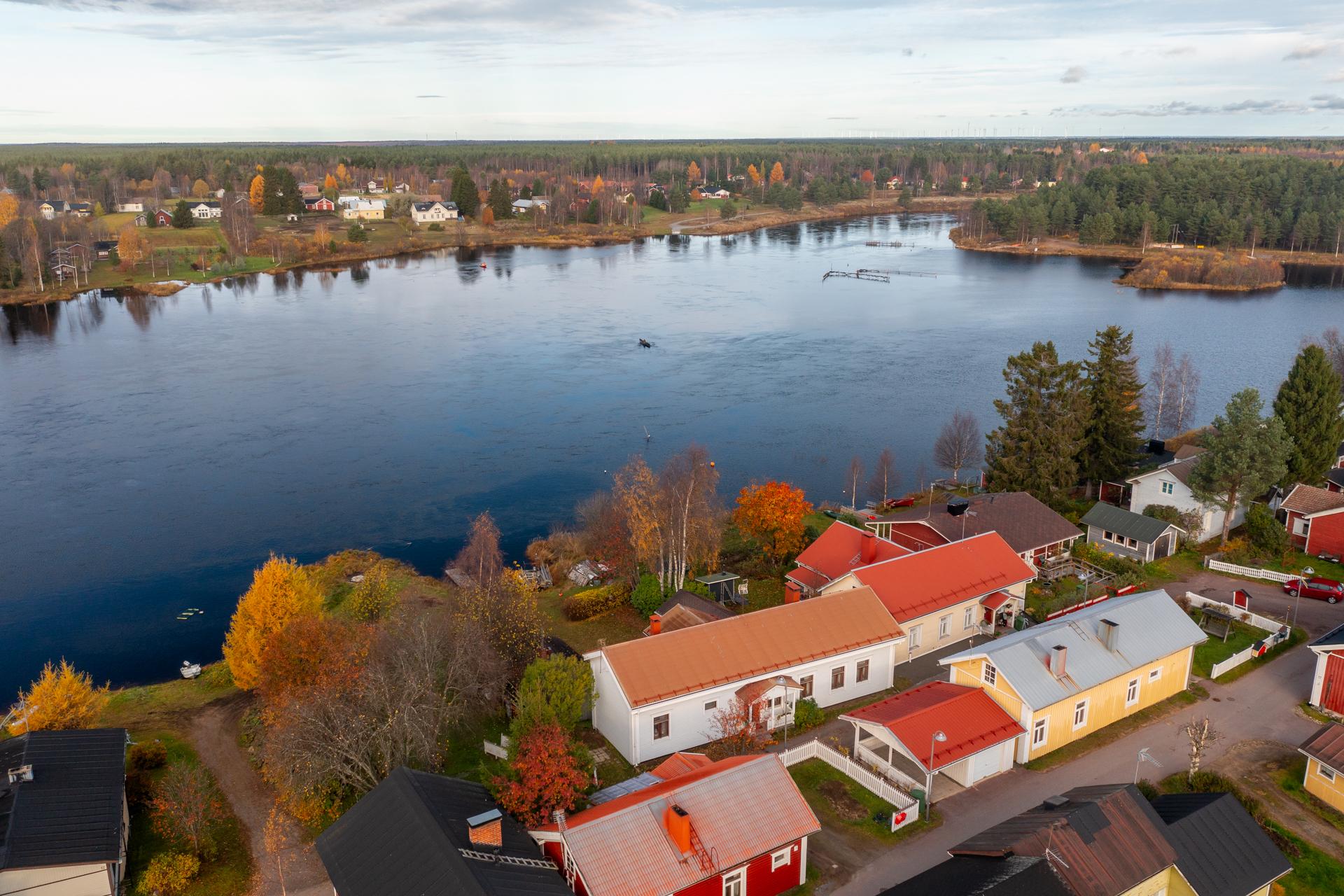 Alakatu 10, Hamina, Ii