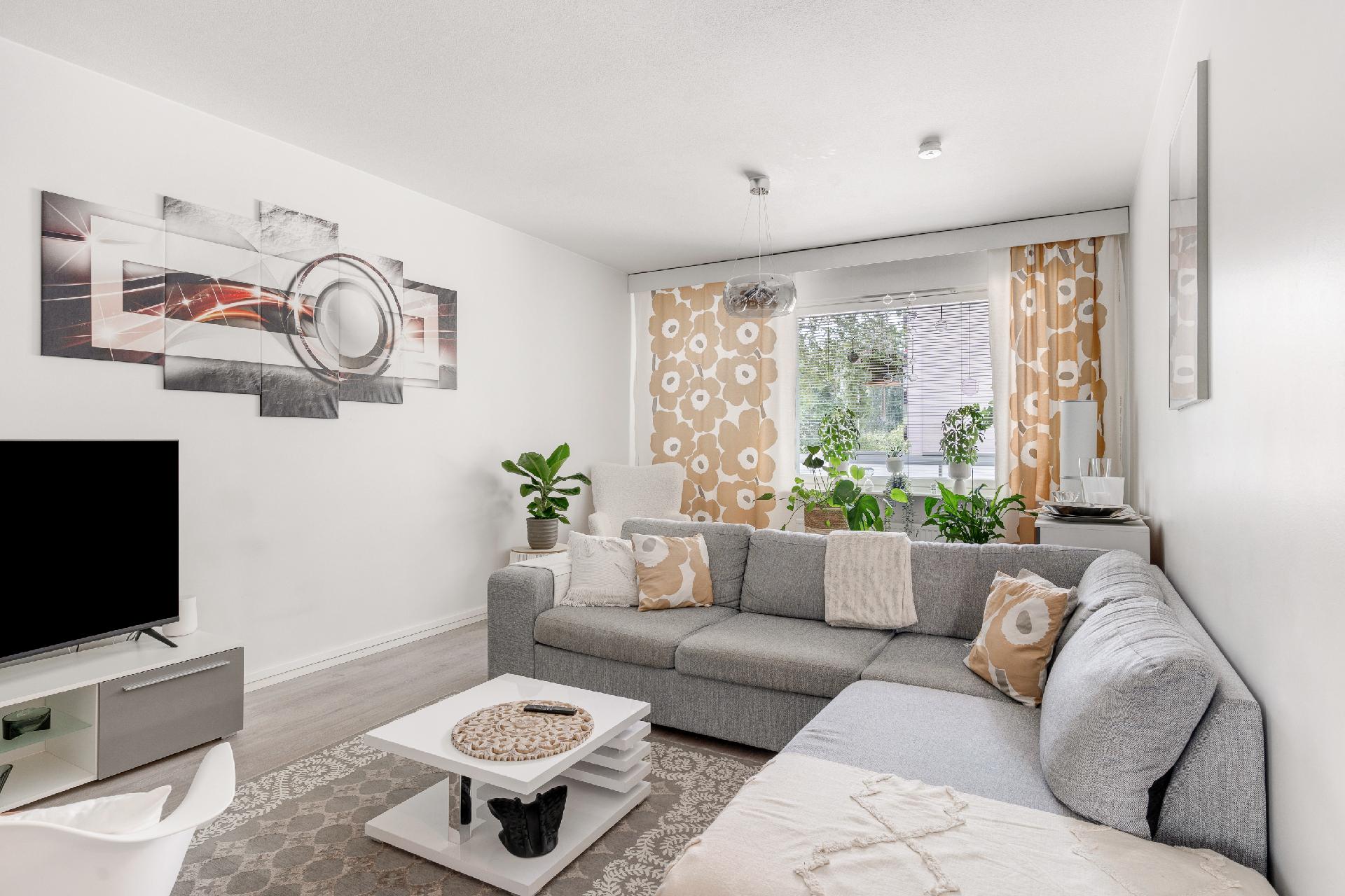 Raappavuorenreuna 8, Martinlaakso, Vantaa