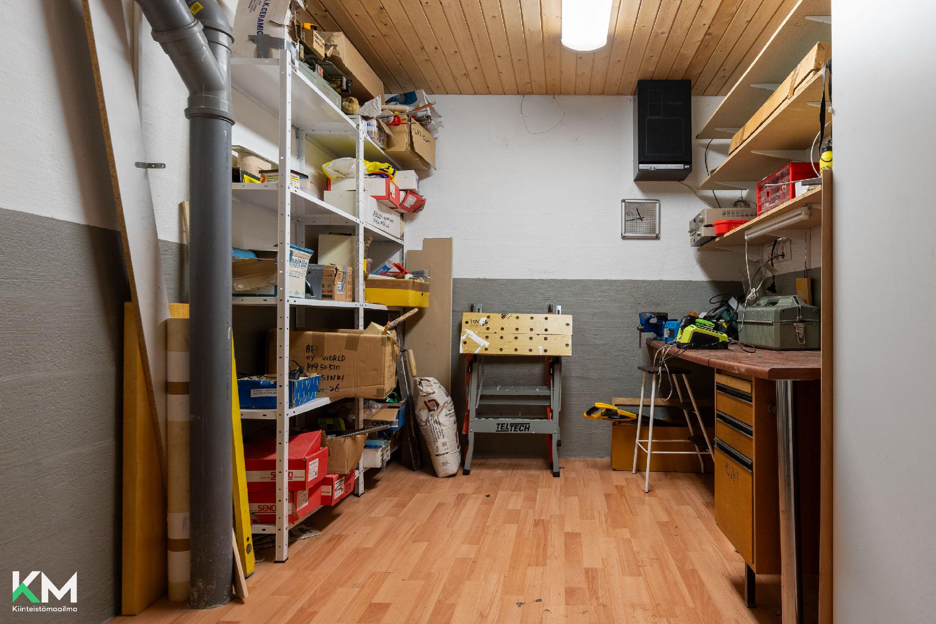 kellarin askartelutilaa