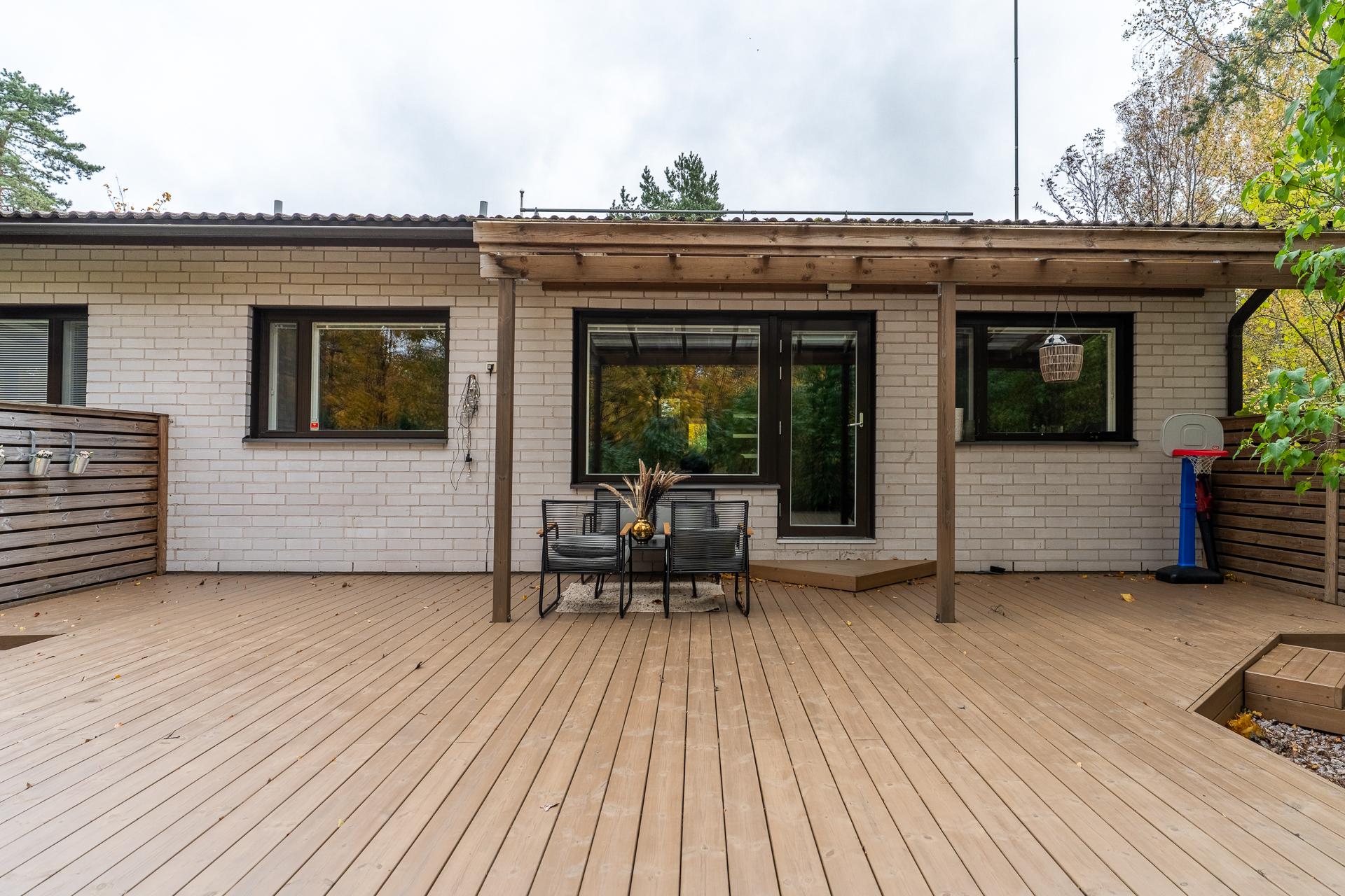 Vartiokyläntie 39, Vartioharju, Helsinki