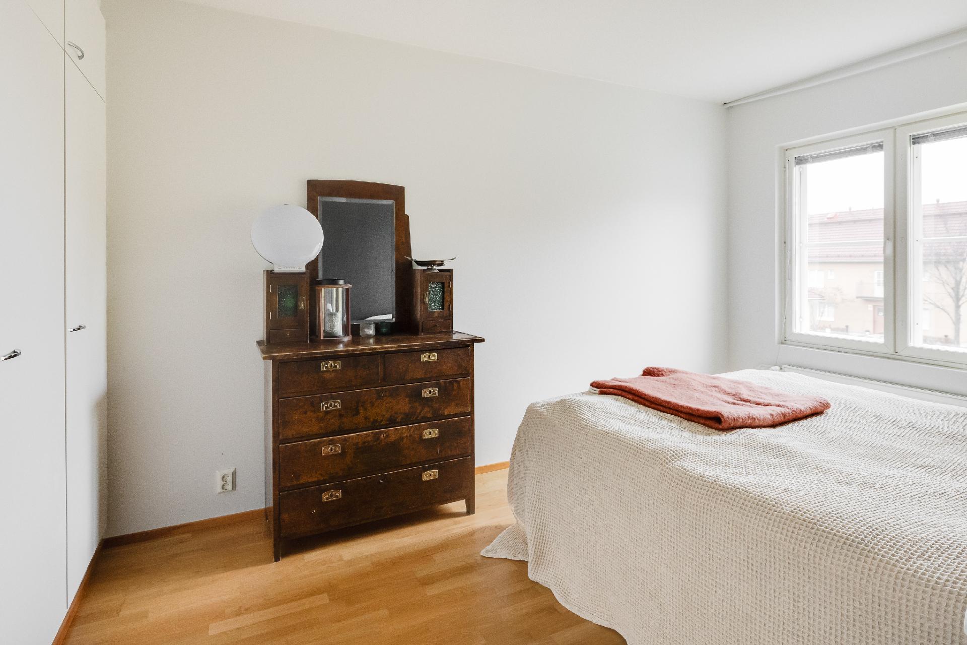 Hagelstamintie 15, Kartanonkoski, Vantaa