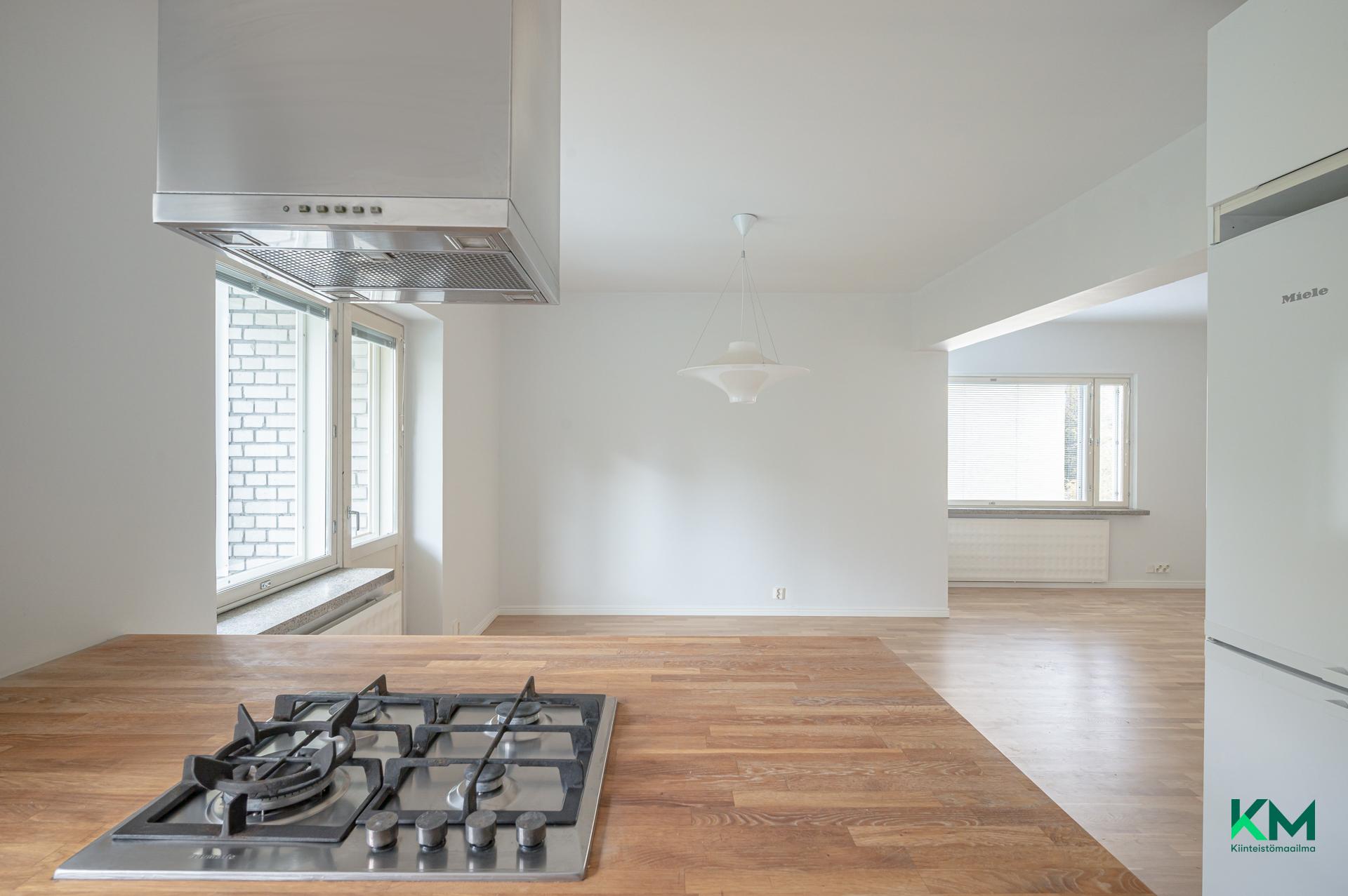 Huopalahdentie 14, Munkkiniemi, Helsinki