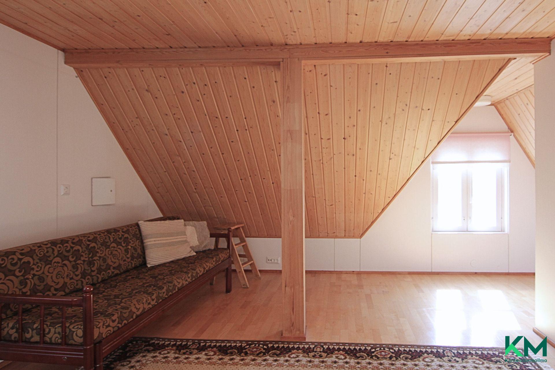 Leppästentie 4, Rovastinkangas, Orivesi