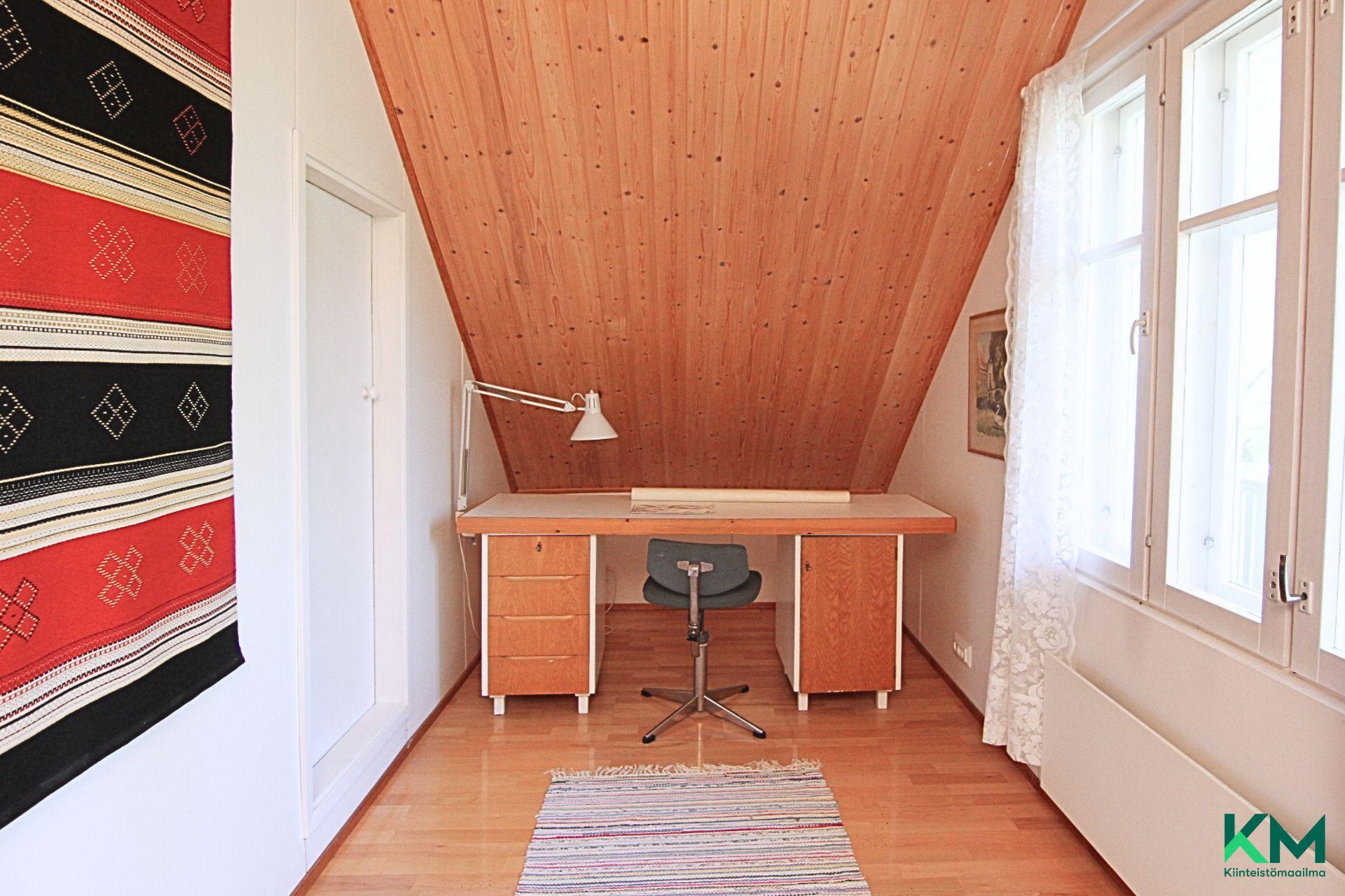 Leppästentie 4, Rovastinkangas, Orivesi