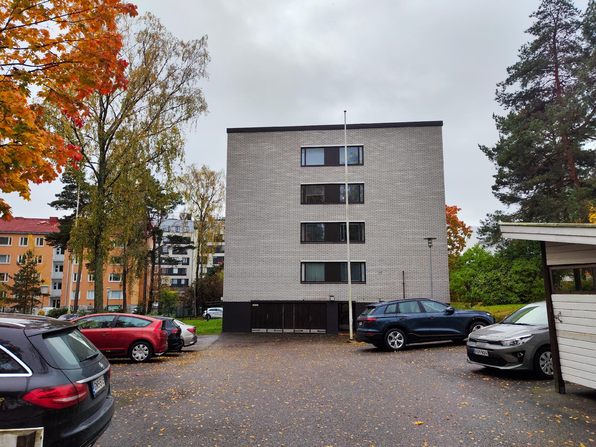 Lielahdentie 6, Lauttasaari, Helsinki