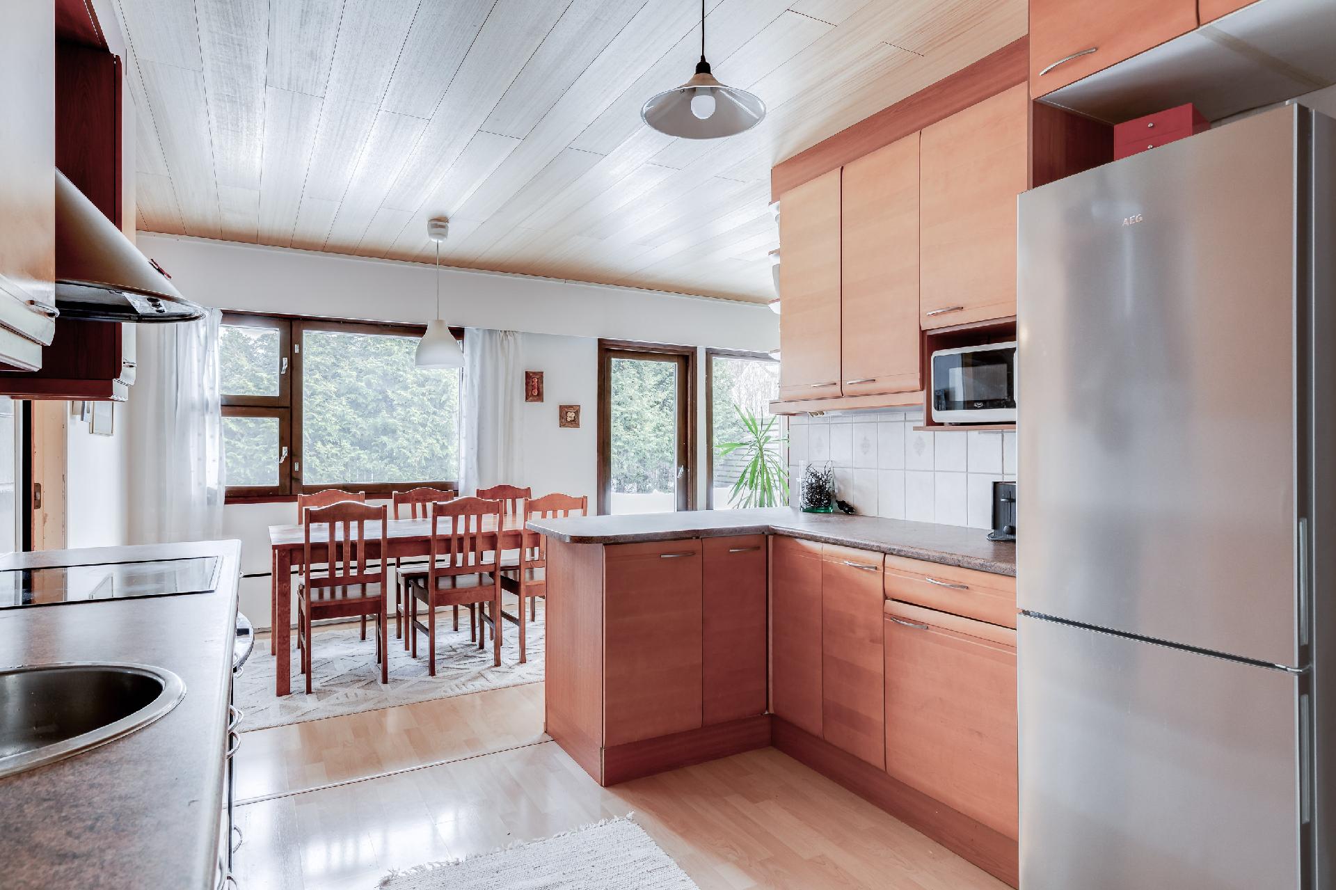 Kytöniityntie 51, Paloheinä, Helsinki