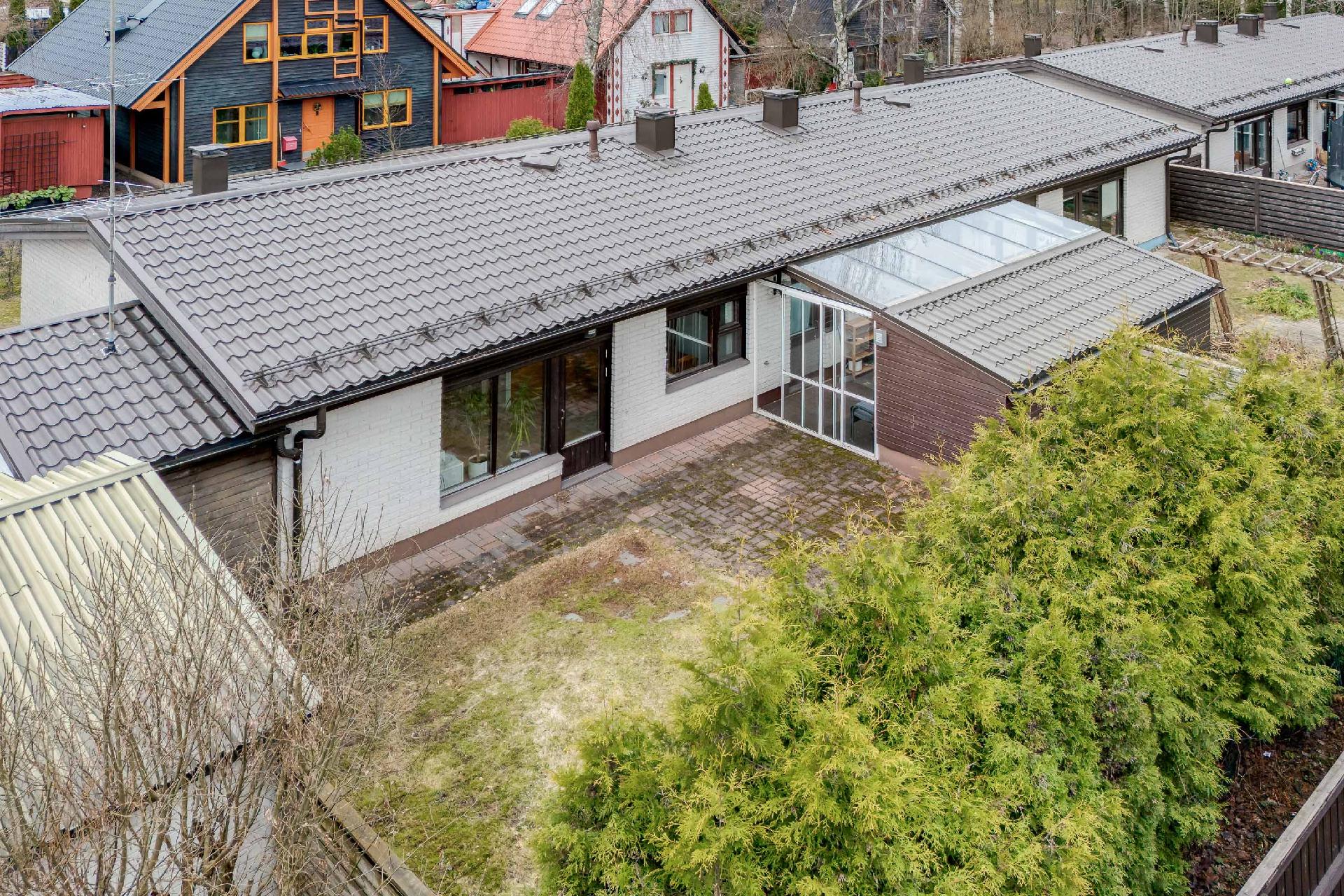 Kytöniityntie 51, Paloheinä, Helsinki