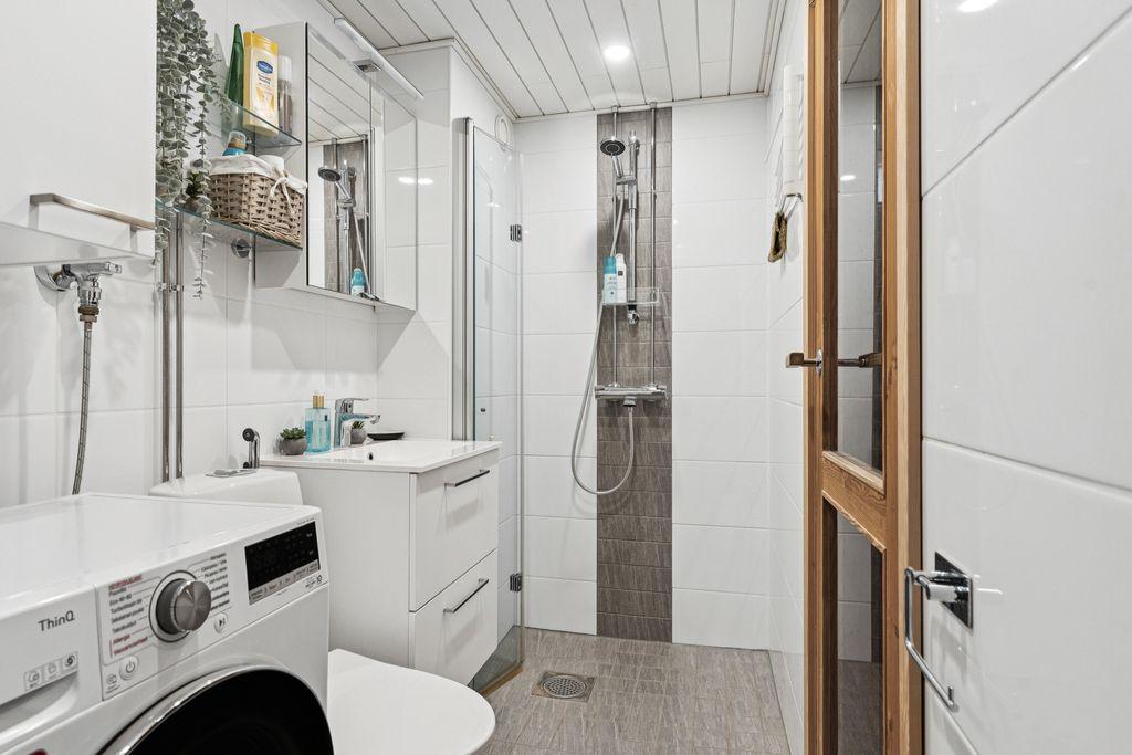 Hietaniitynpolku 2, Malmi, Helsinki