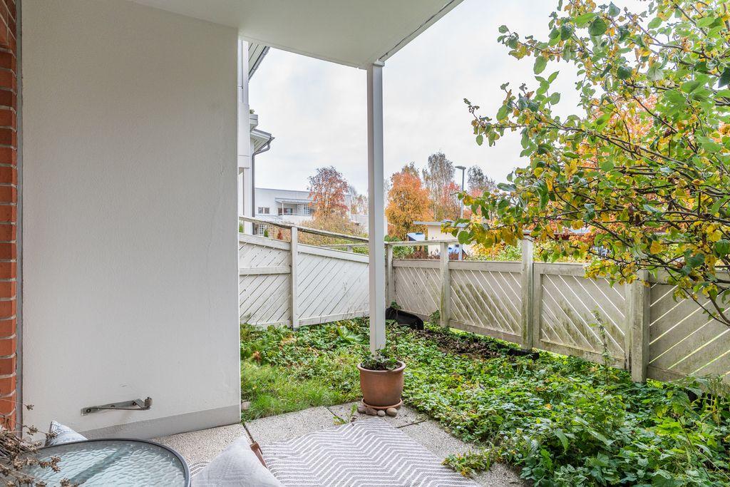 Hietaniitynpolku 2, Malmi, Helsinki