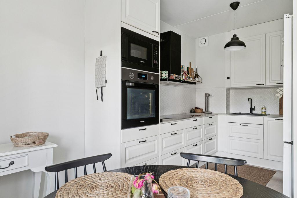 Hietaniitynpolku 2, Malmi, Helsinki