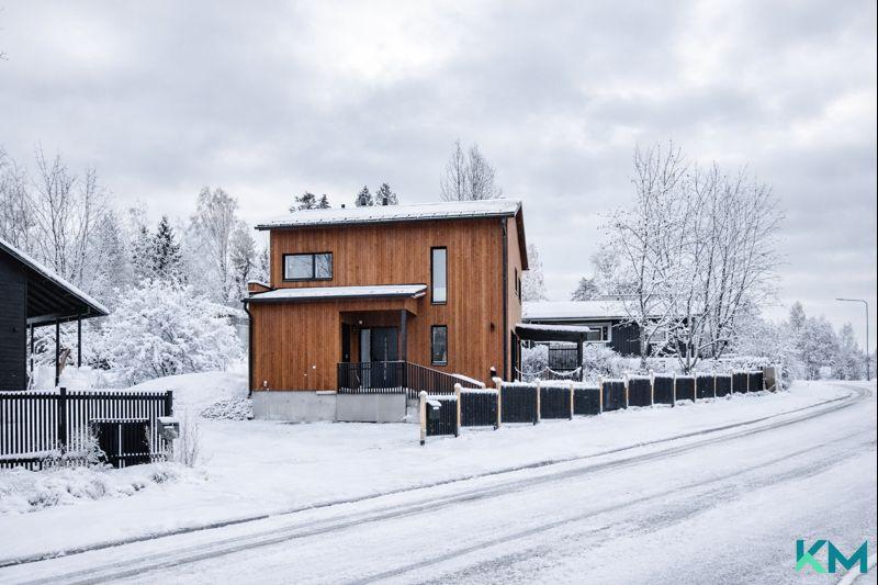 Askistontie 12, Askisto, Vantaa