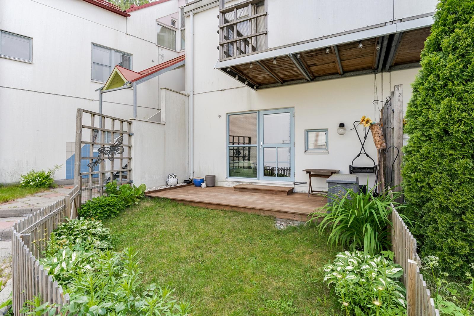 Kuhankeittäjäntie 26, Tapaninvainio, Helsinki