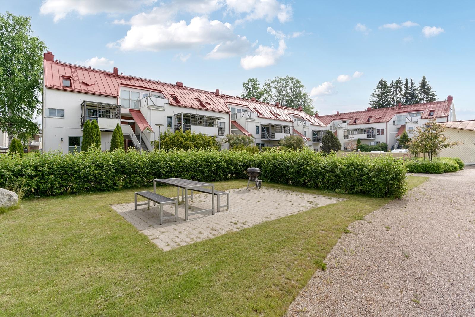 Kuhankeittäjäntie 26, Tapaninvainio, Helsinki