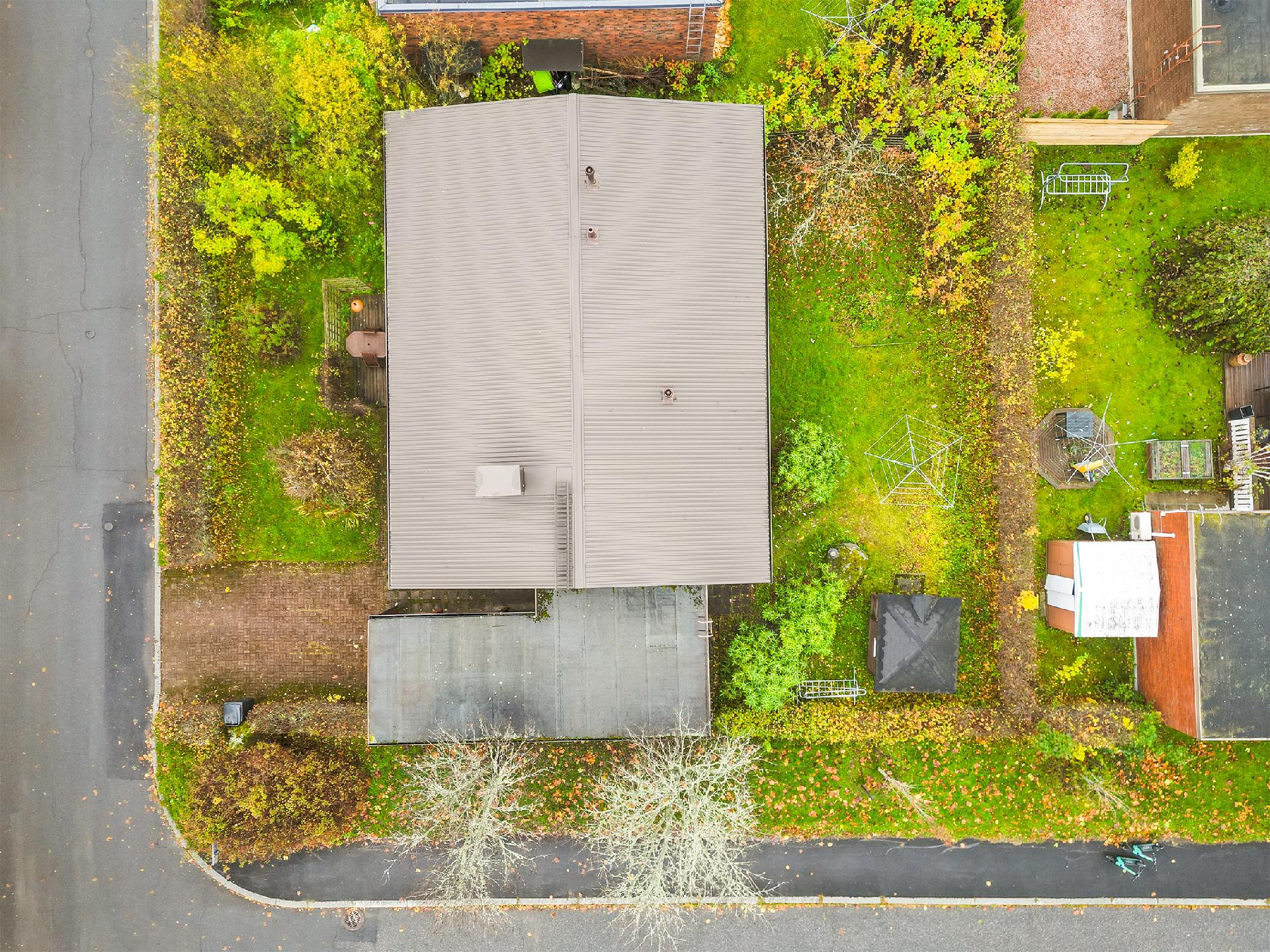 Ikämiestenkatu 22, Lukonmäki, Tampere