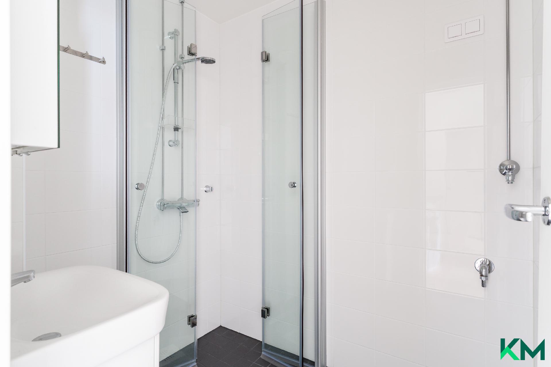 Ruusankatu 1, Taka-Töölö, Helsinki