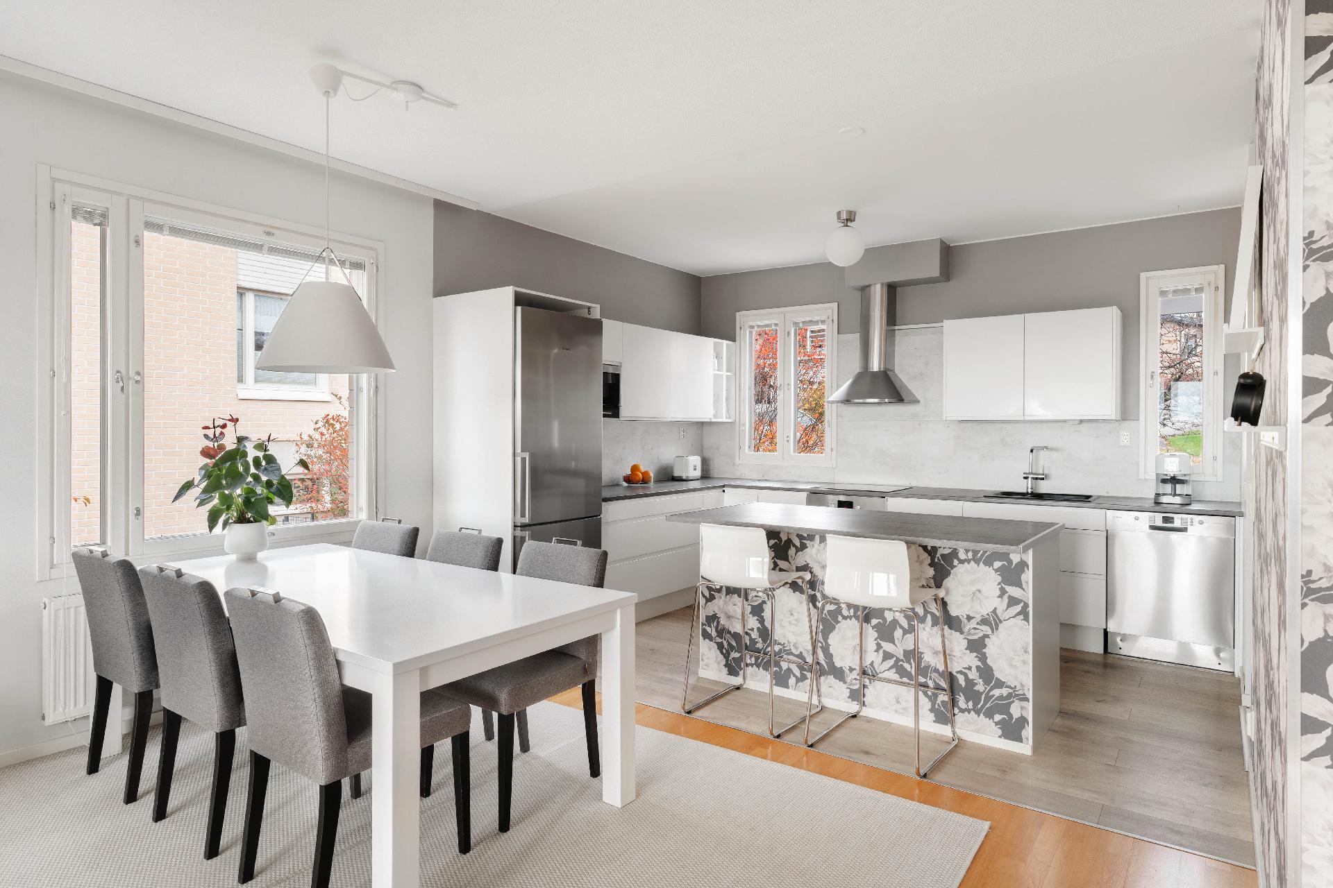 Neidonkaari 33, Neidonkallio, Kirkkonummi