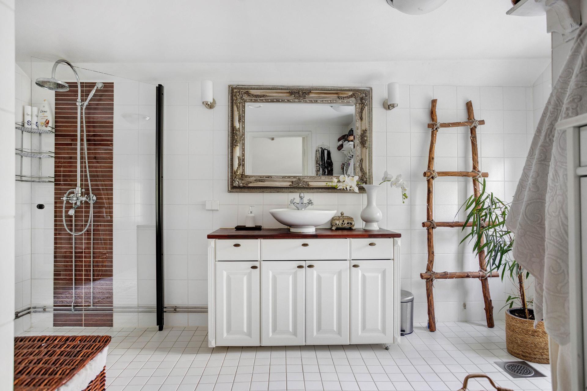 Porakuja 12, Vapaala, Vantaa