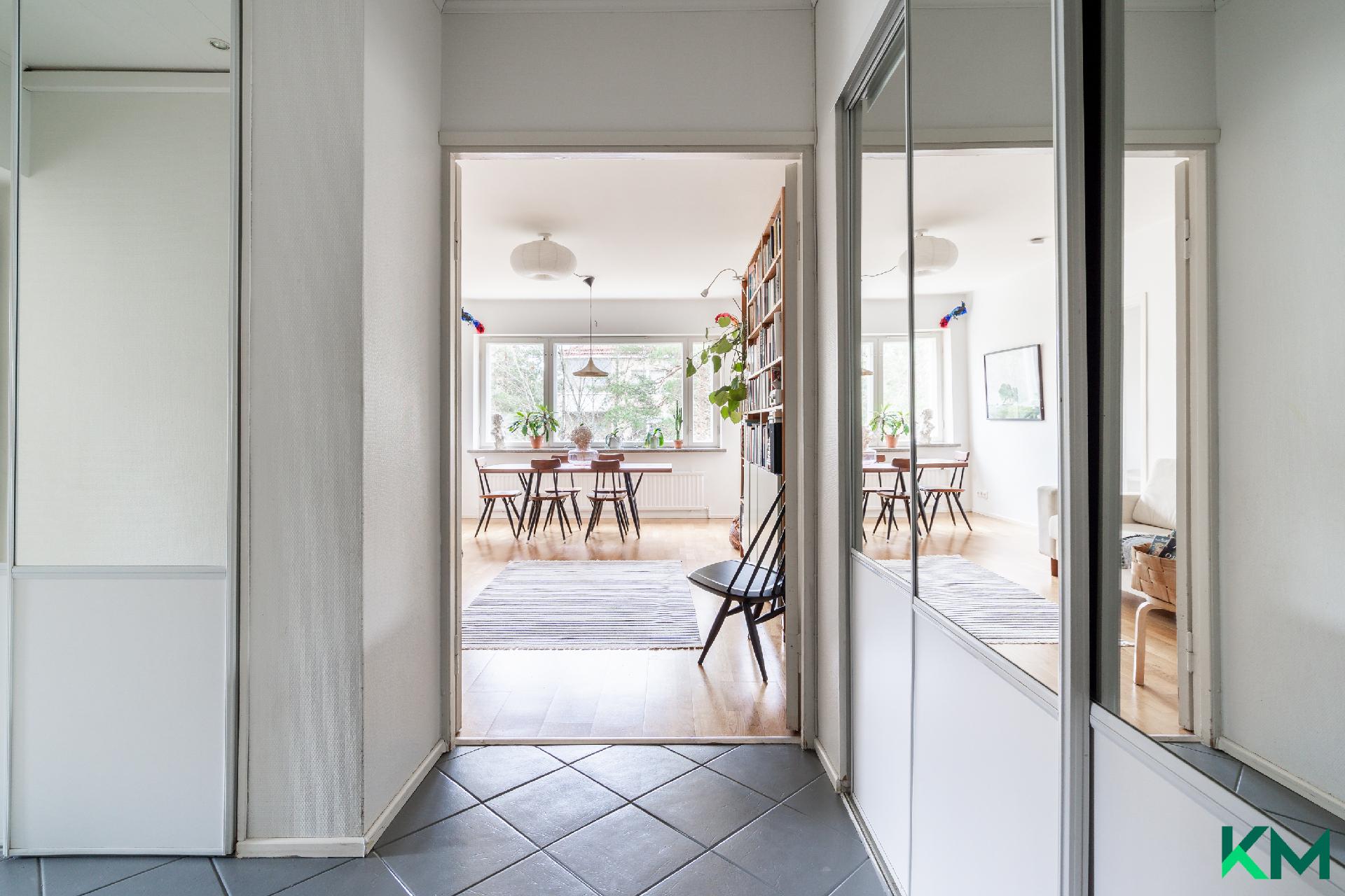 Hiihtomäentie 42, Herttoniemi, Helsinki