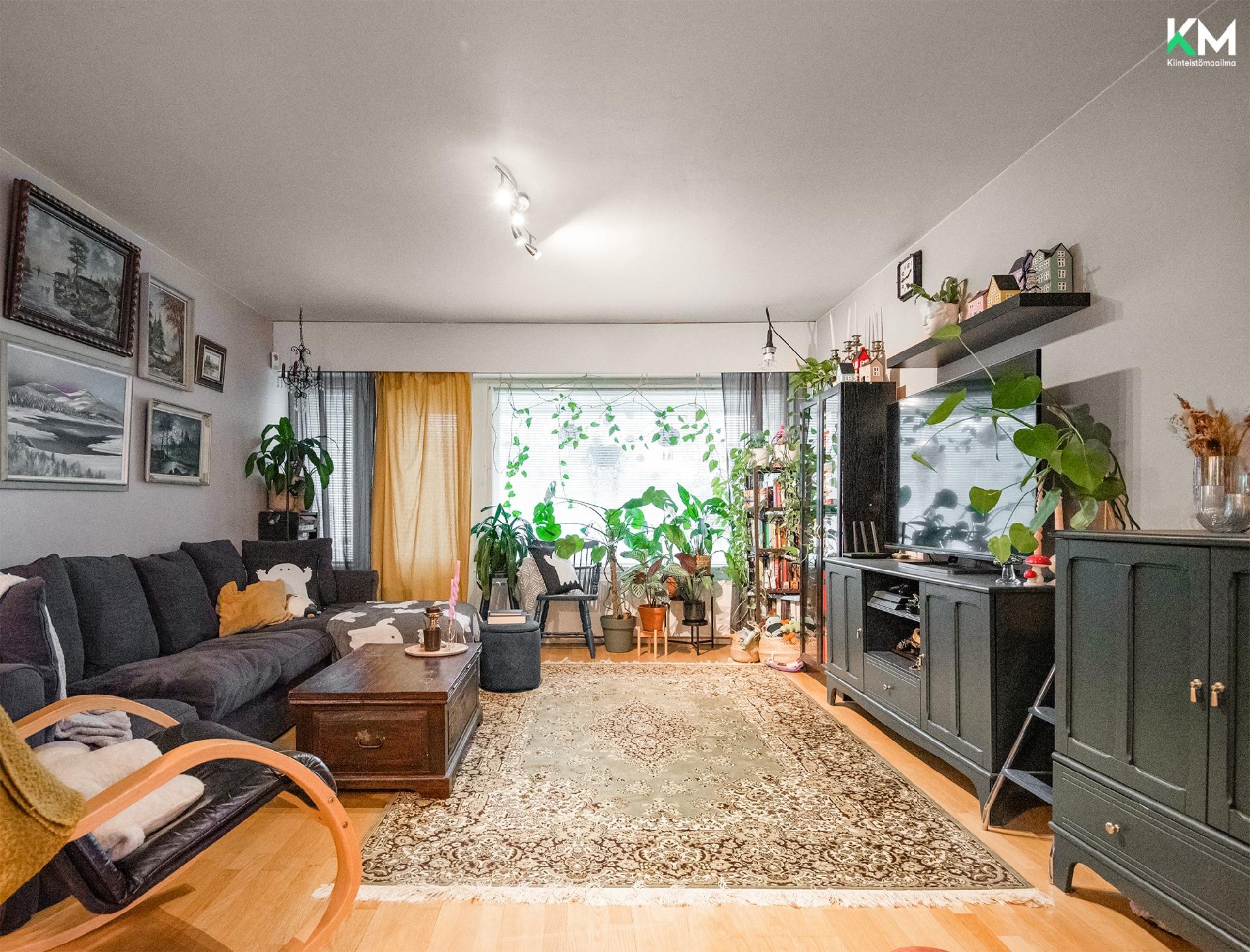 Kirkkoväärtinkuja 11, Keskusta, Raisio