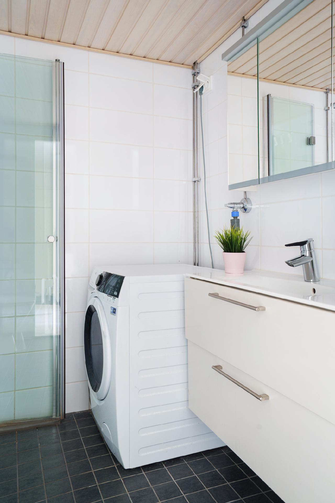 Maininkitie 12, Kivenlahti, Espoo