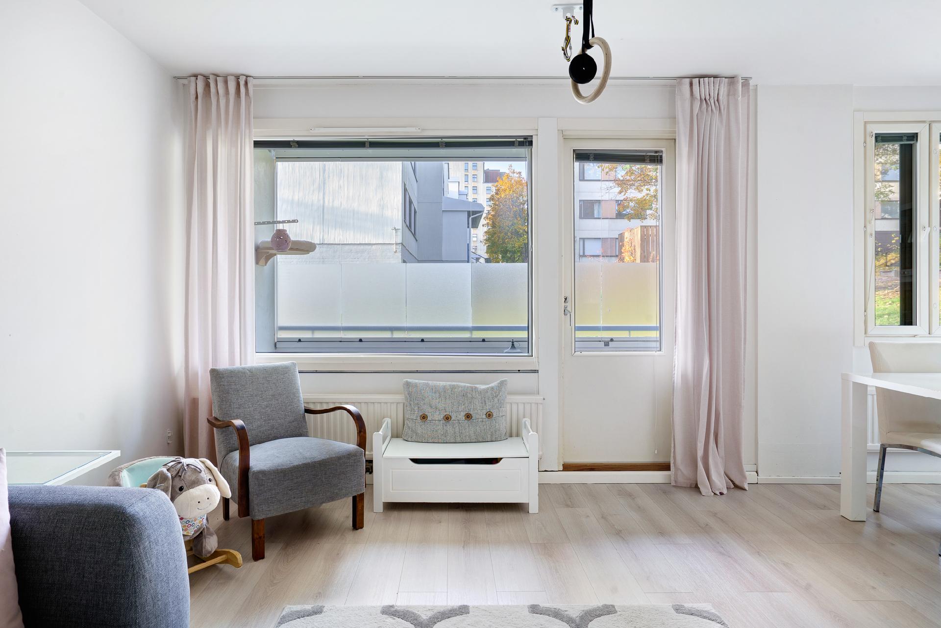 Maininkitie 12, Kivenlahti, Espoo