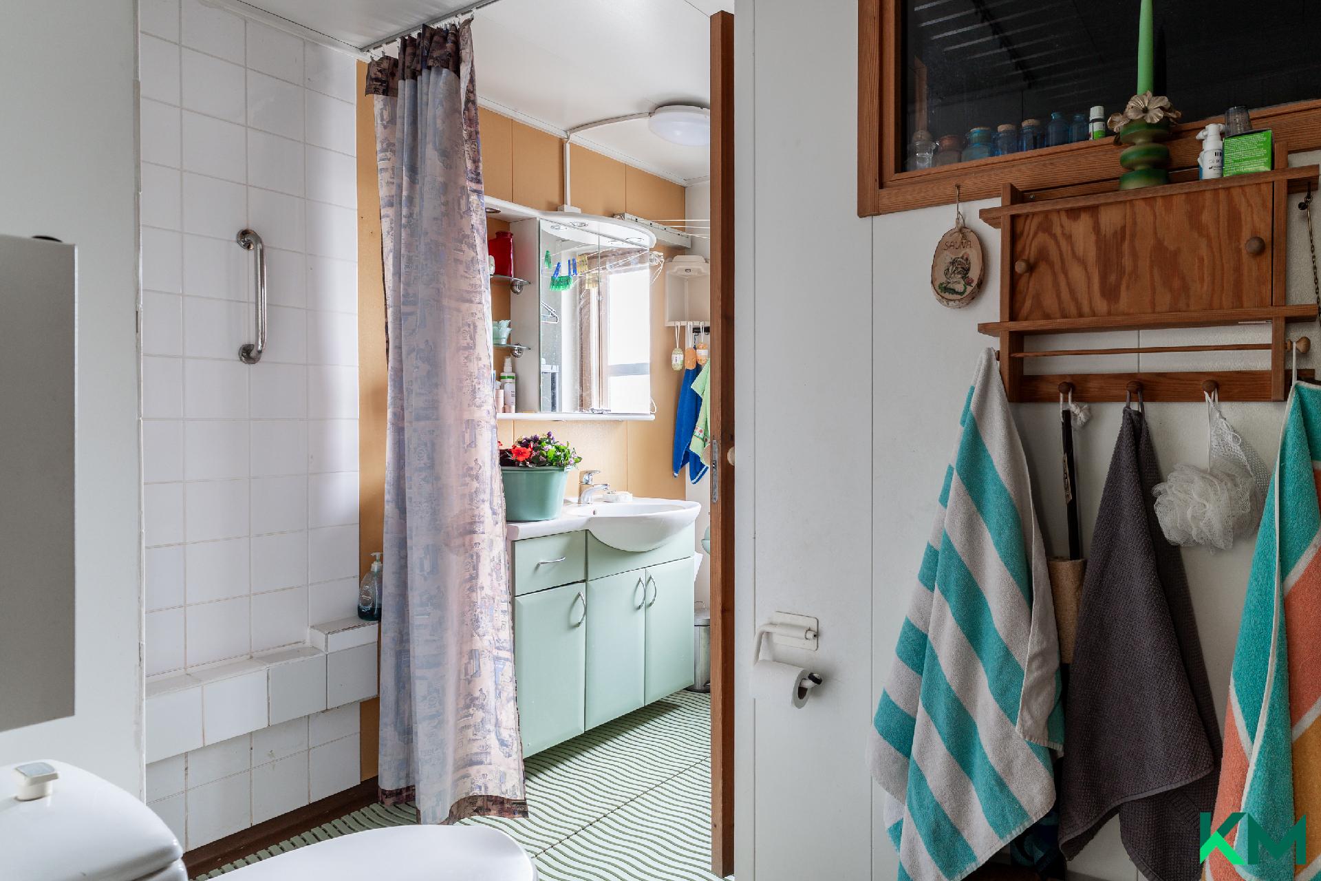 Harakkamyllyntie 1, Myllypuro, Helsinki