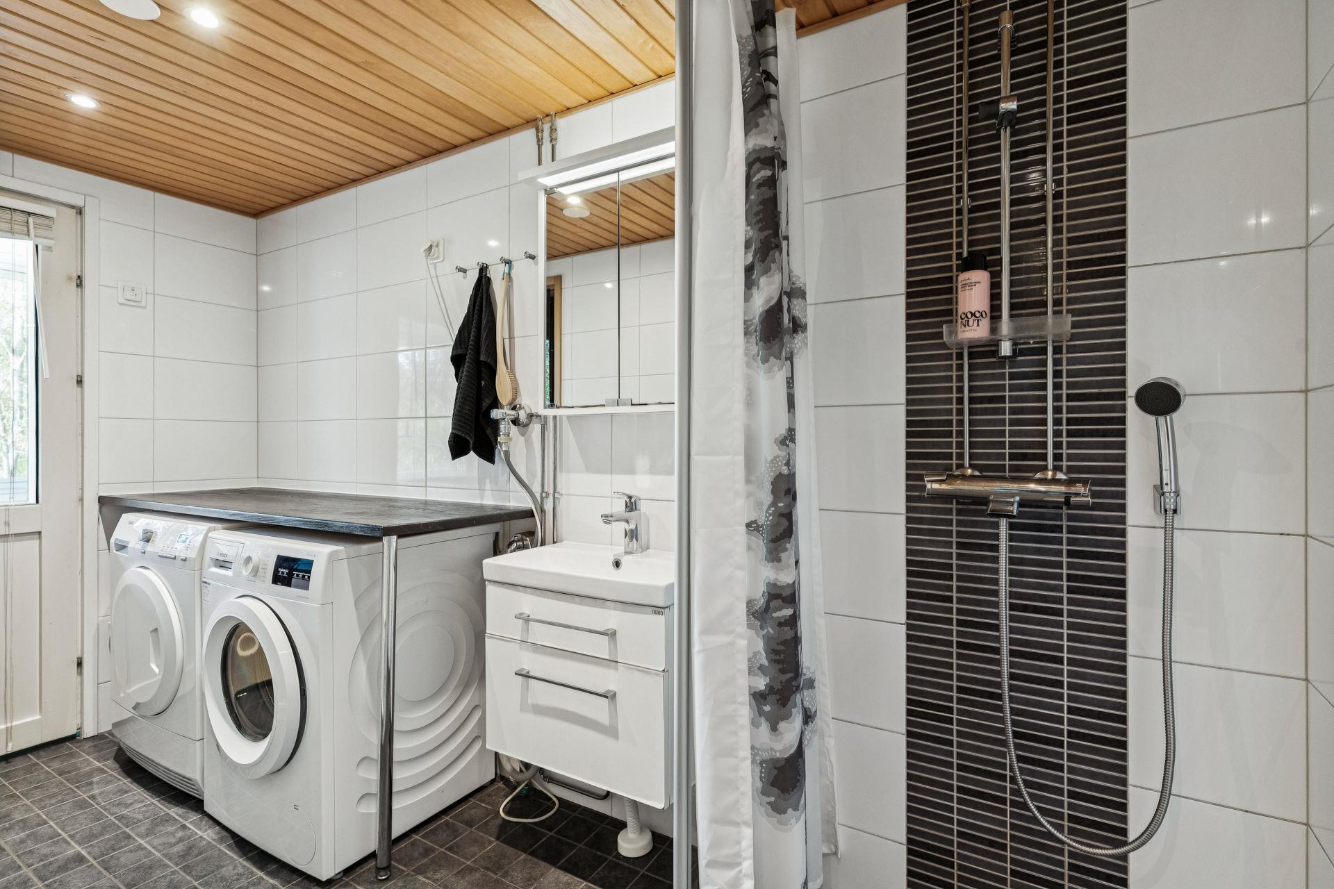 Vallikatu 3, Vallikallio, Espoo