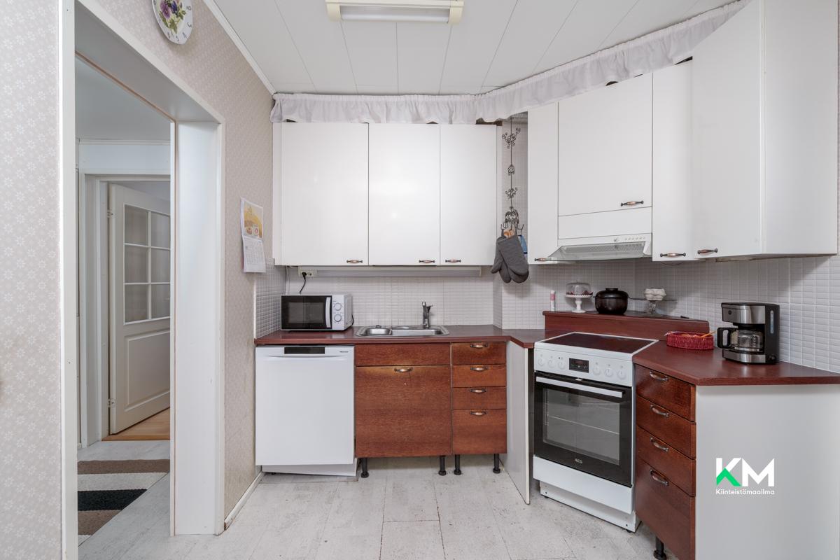 Viikatetie 13, Ykspihlaja, Kokkola