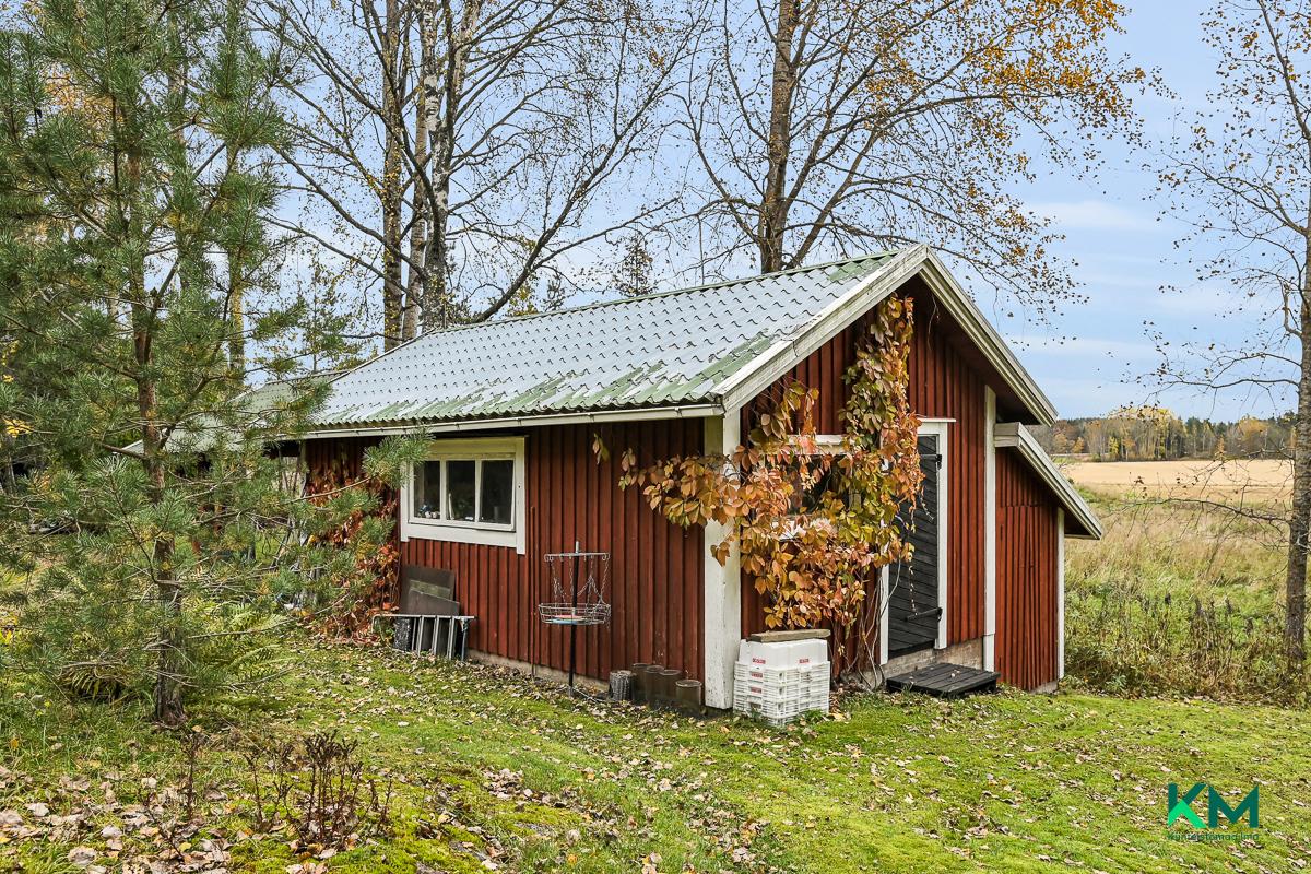 Västerbackantie 61, Täkter, Inkoo