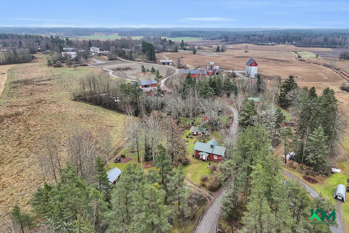 Västerbackantie 61, Täkter, Inkoo