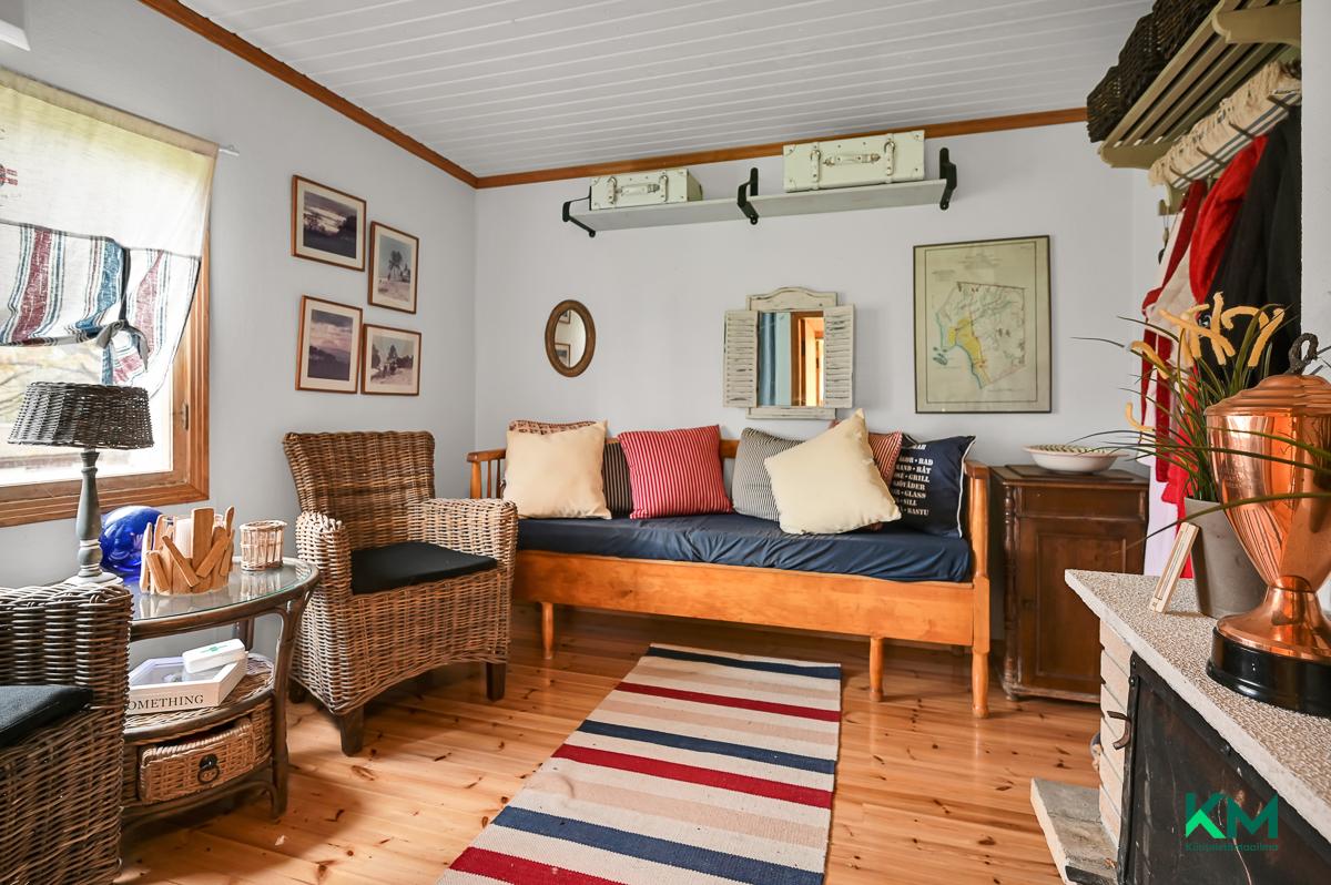 Västerbackantie 61, Täkter, Inkoo