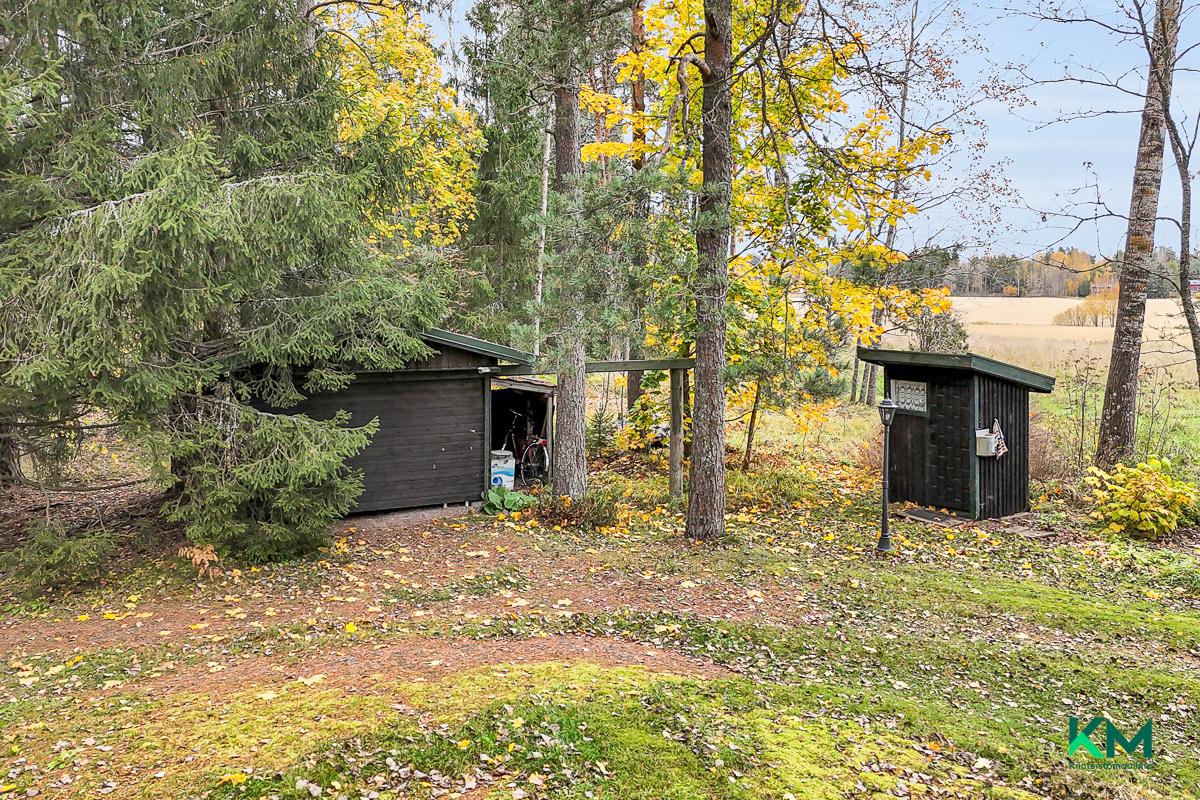 Västerbackantie 61, Täkter, Inkoo