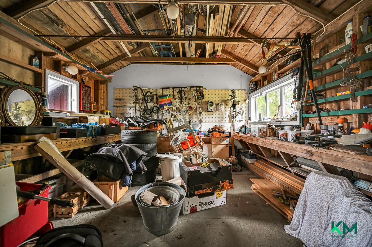 Västerbackantie 61, Täkter, Inkoo