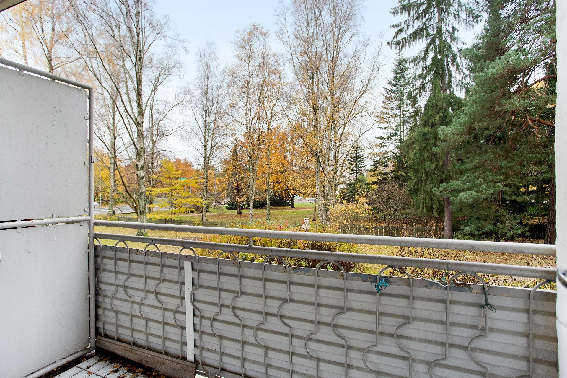 Gyldenintie 8, Lauttasaari, Helsinki