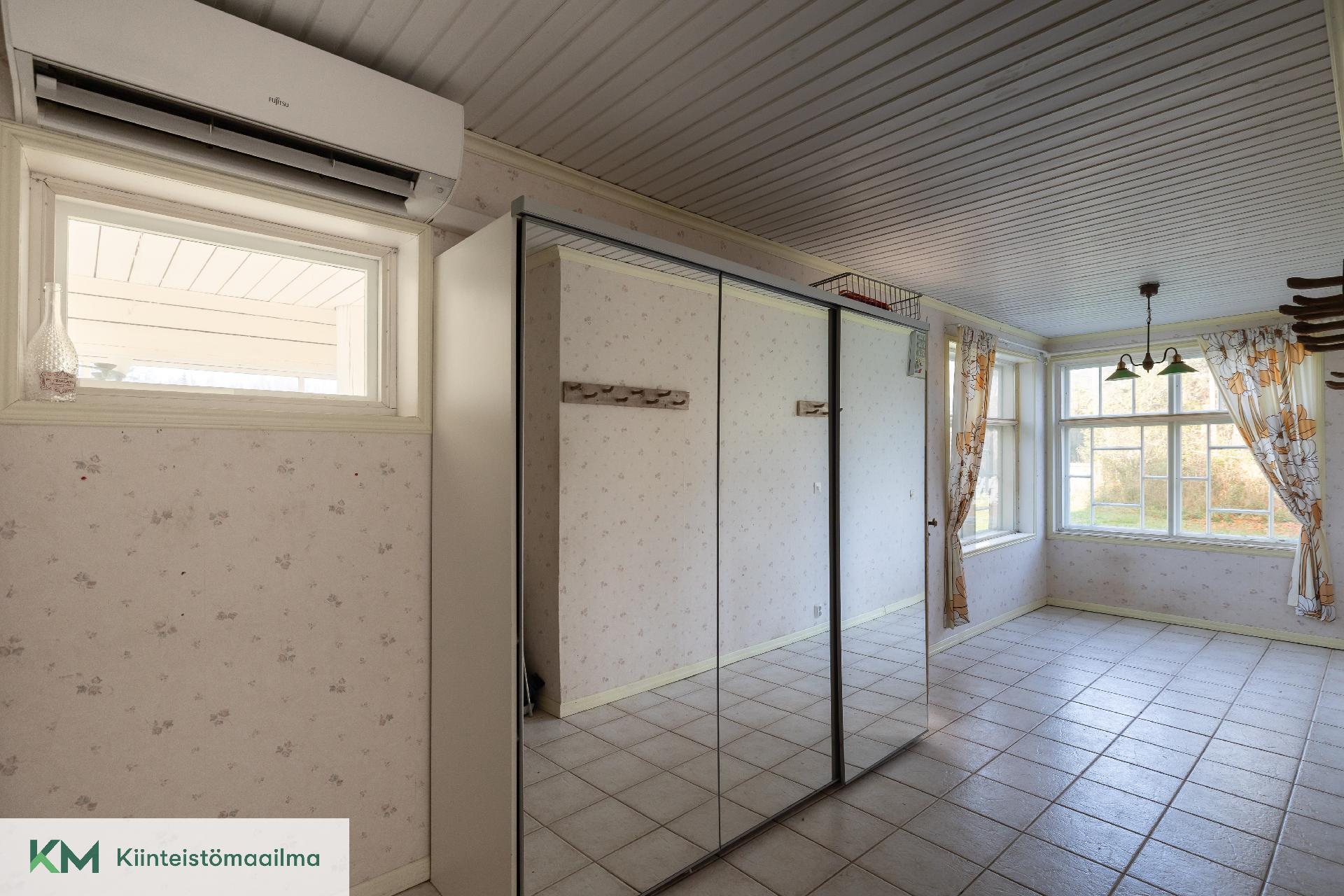 Pohjoistie 4, Tavastila, Kotka