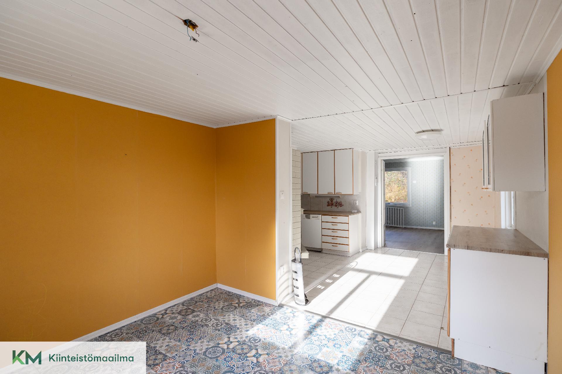 Pohjoistie 4, Tavastila, Kotka