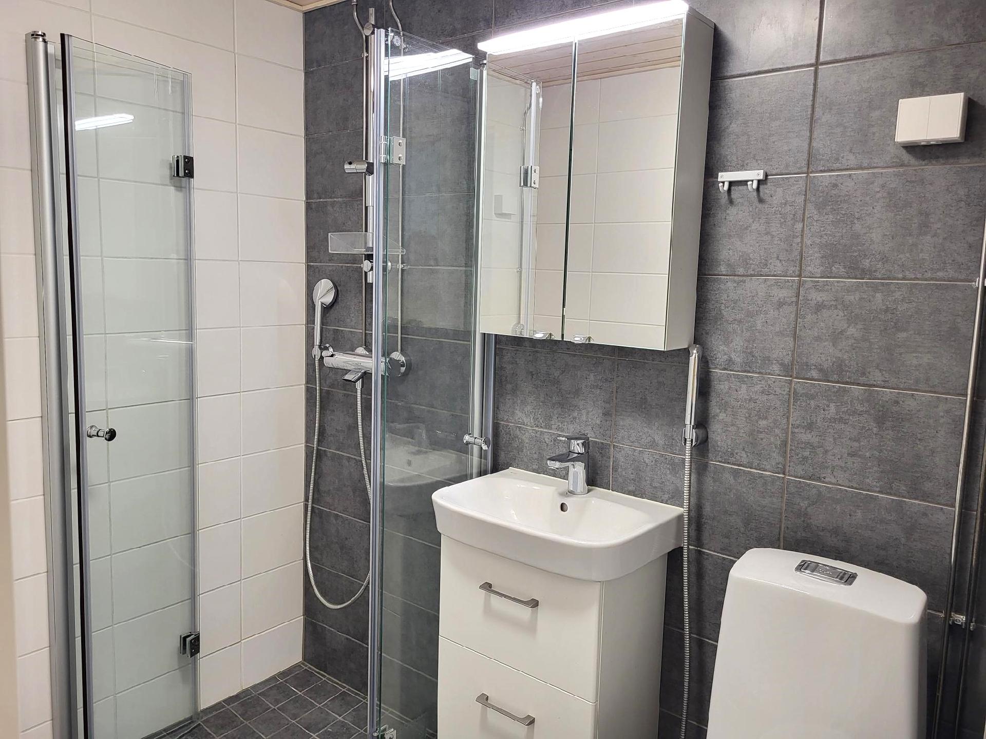 Torikatu 4, Keskusta, Kouvola