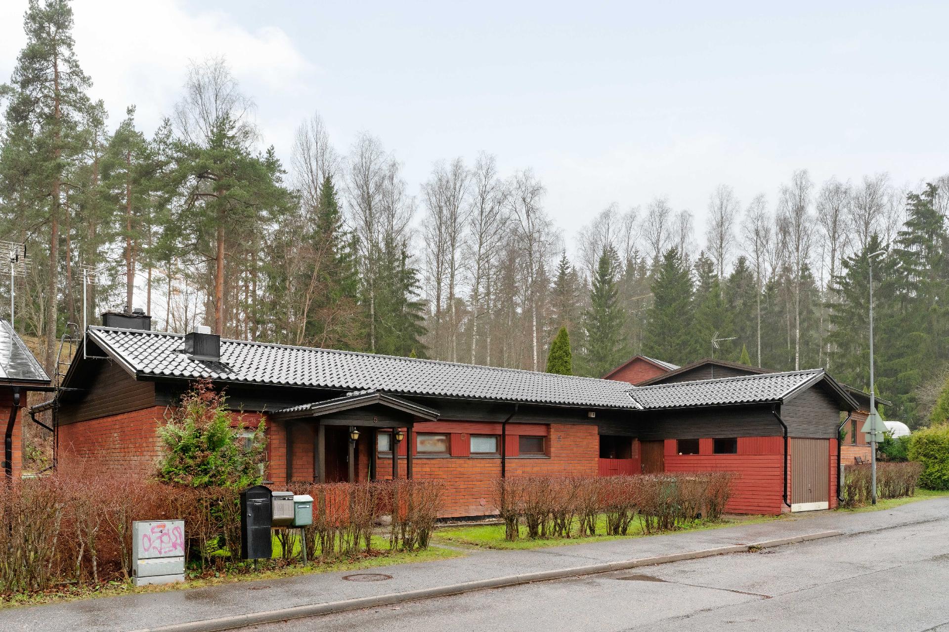 Kaksosvuorentie 5, Heikkilä, Kirkkonummi