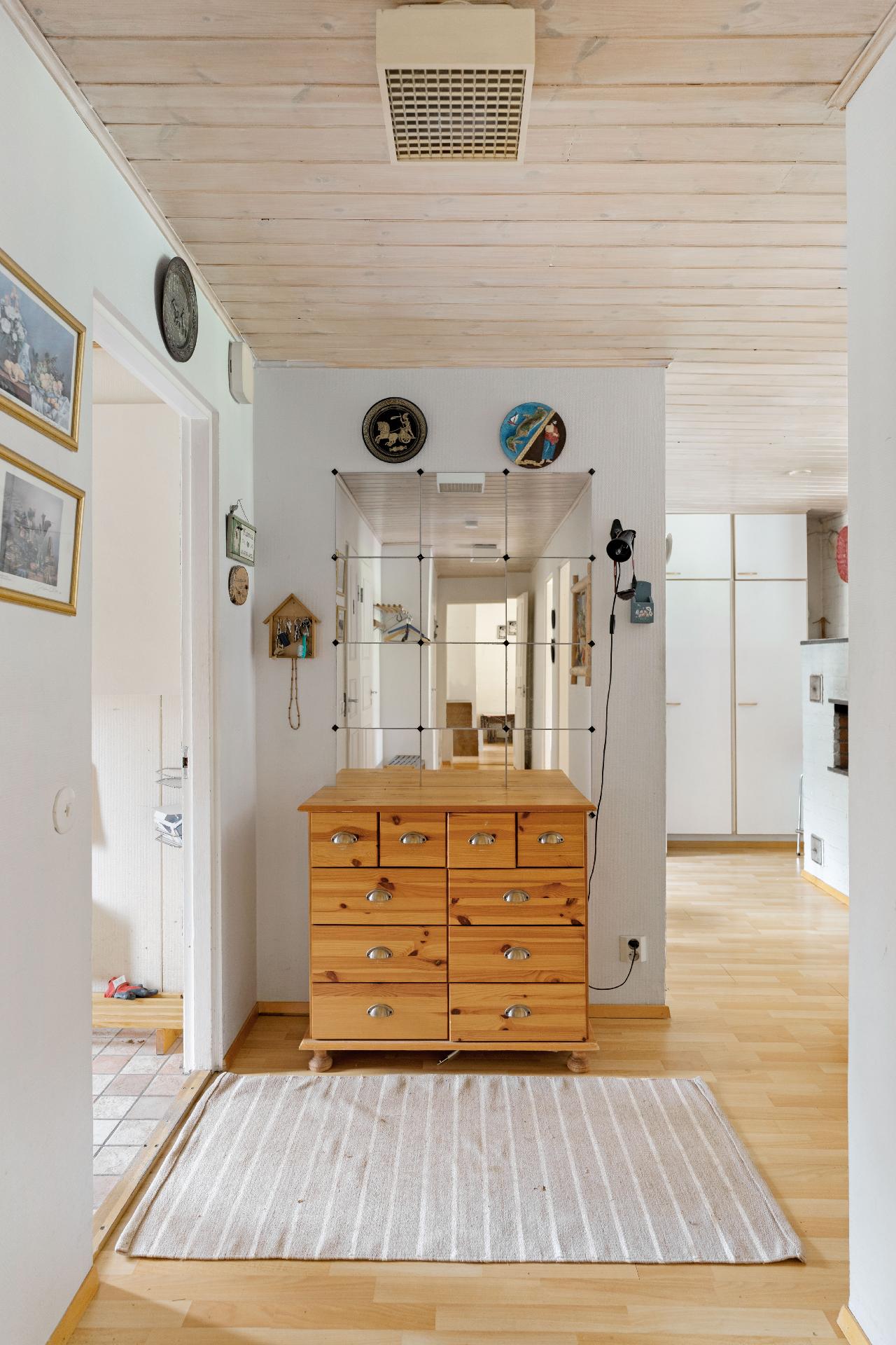 Kaksosvuorentie 5, Heikkilä, Kirkkonummi